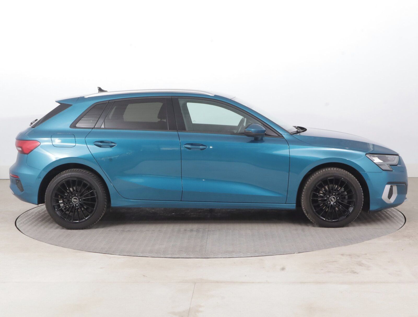 Audi A3, 35 TDI, Automat, Serv.kniha - fotka 6
