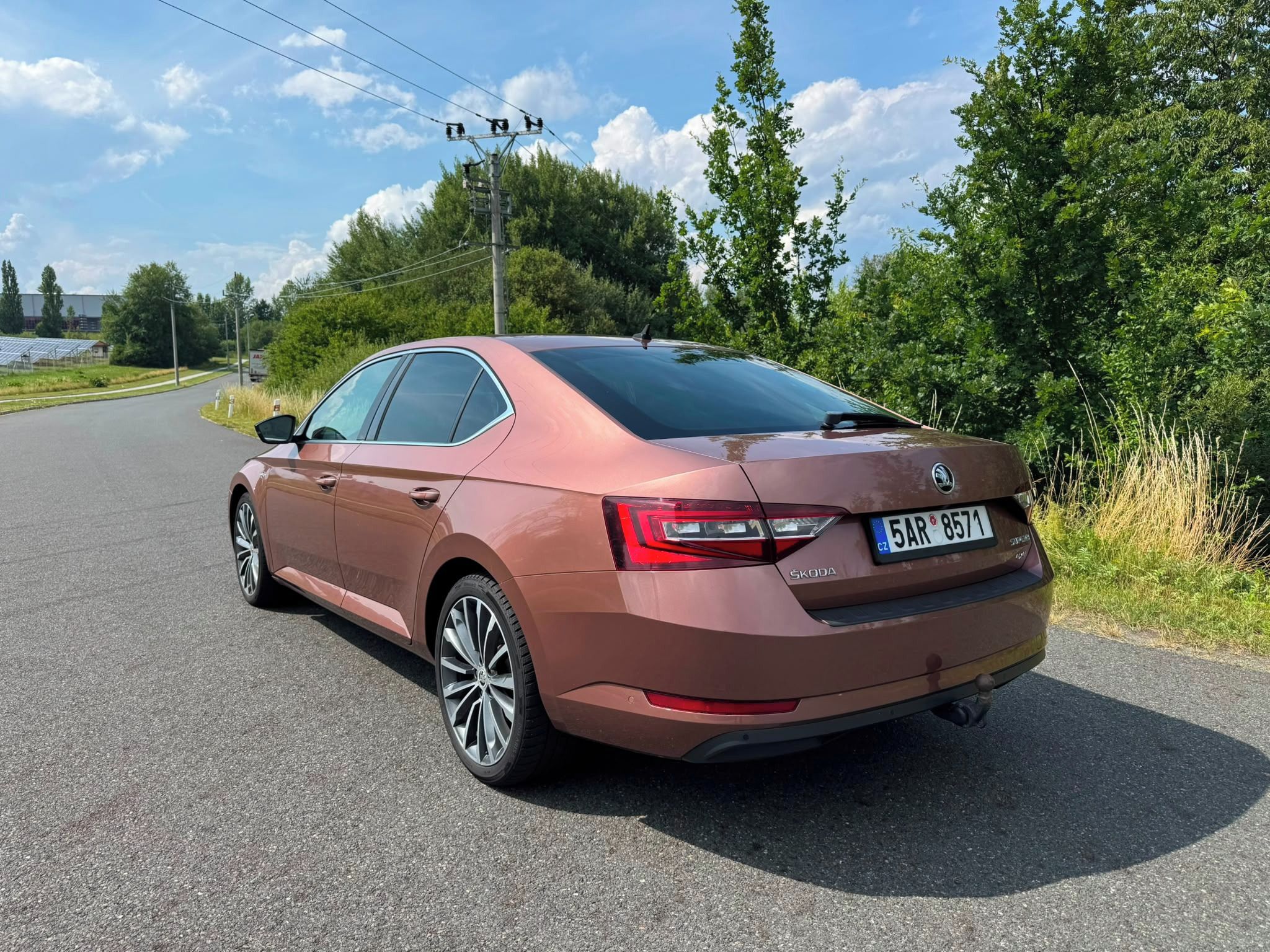 Škoda Superb, 2.0TDI 140kW L&K 4x4 DSG, ČR - fotka 3