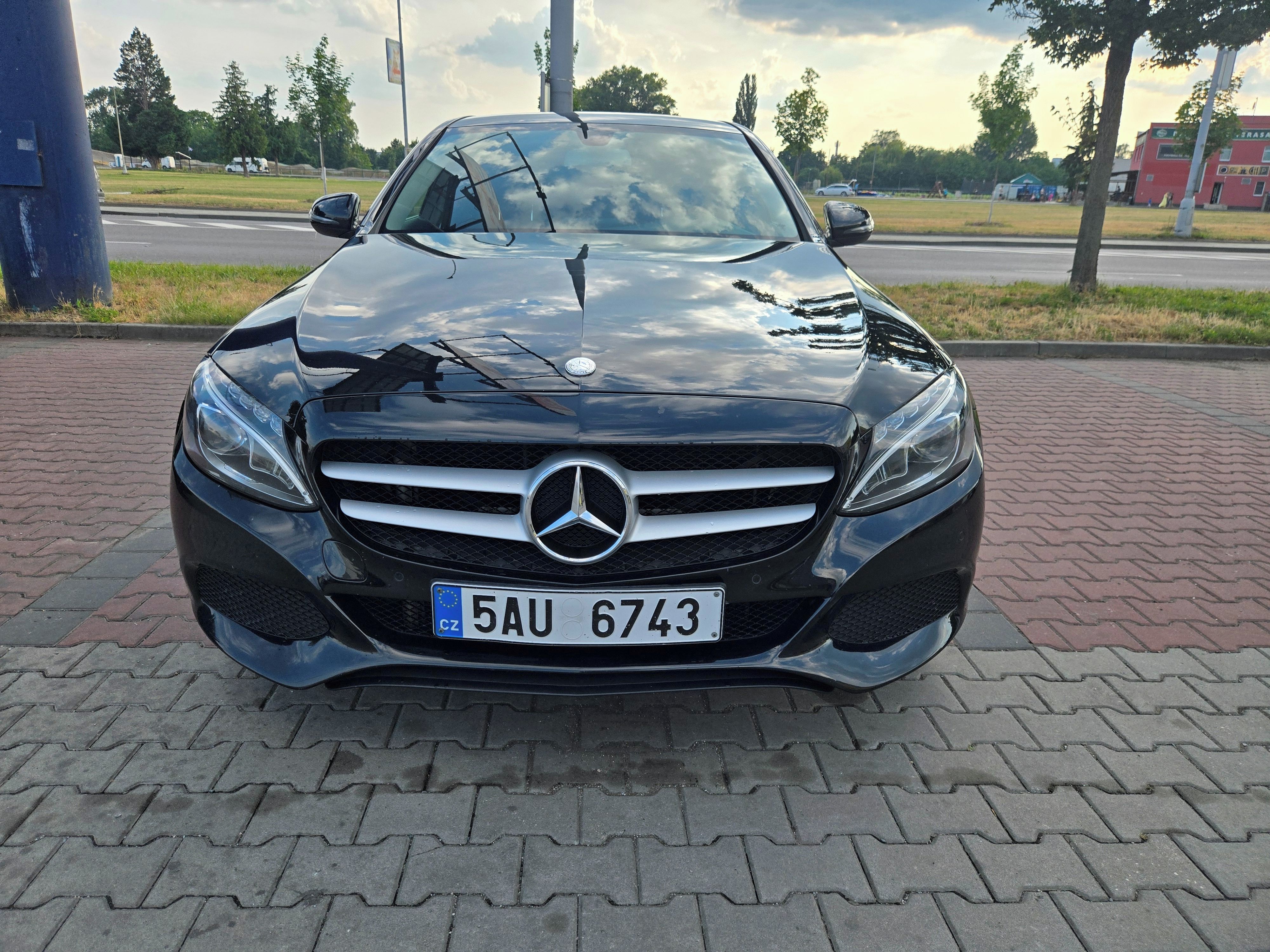 Mercedes-Benz Třídy C - fotka 2