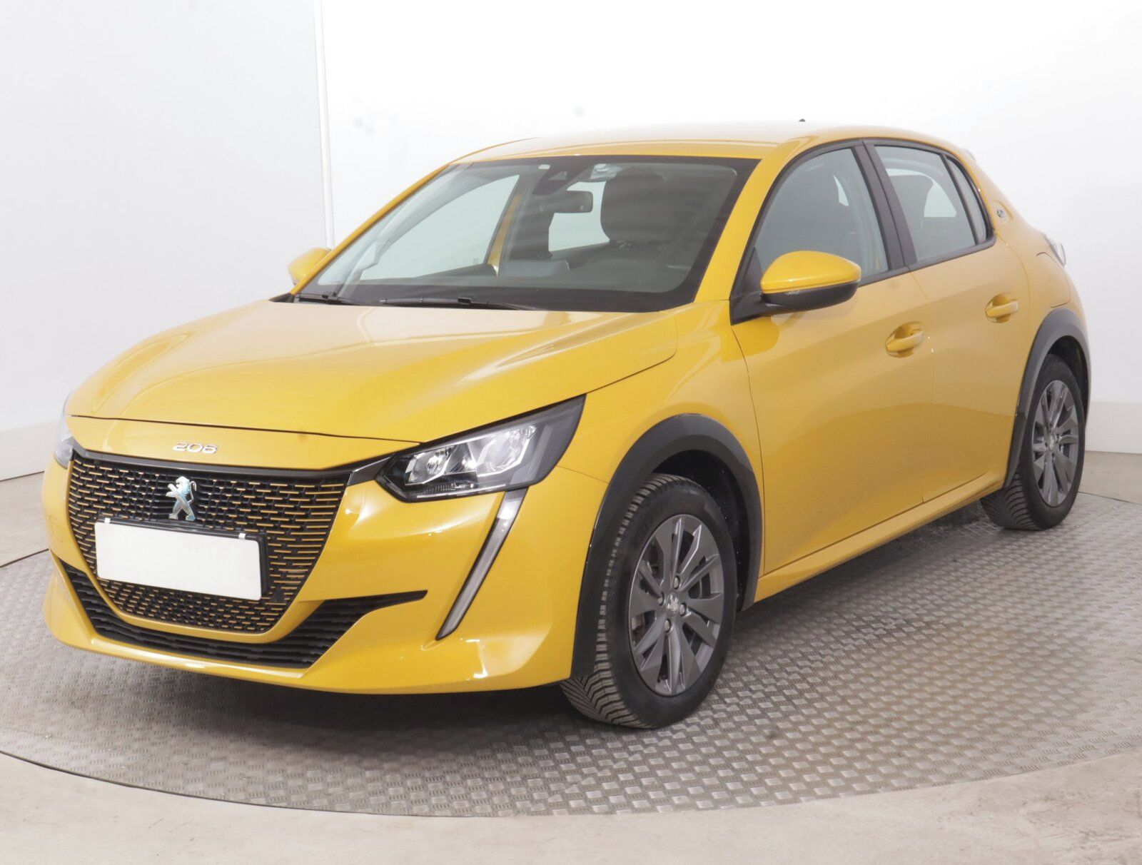 Peugeot 208, 50 kWh, SoH 90%, Automat - fotka 2