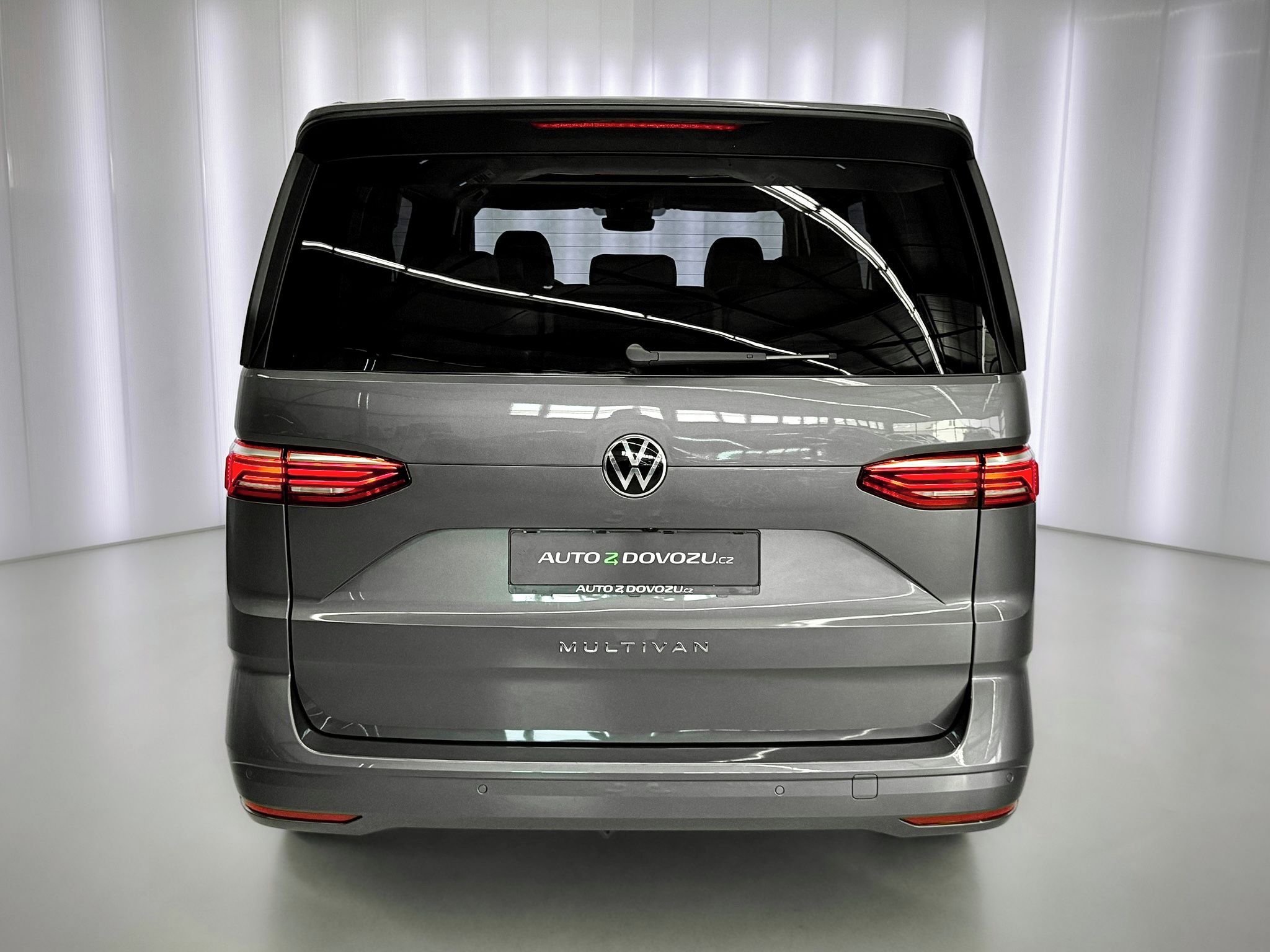 Volkswagen Multivan, 2.0TDI DSG LIFE, PANO, IQ.LED - fotka 6