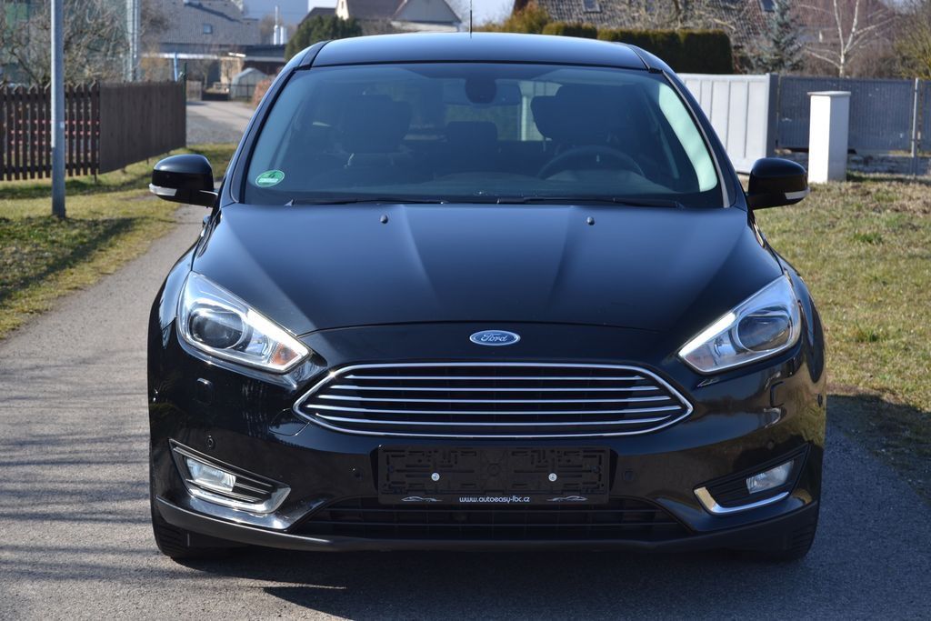 Ford Focus, 2.0 TDCI 110kW Titanium kombi - fotka 6