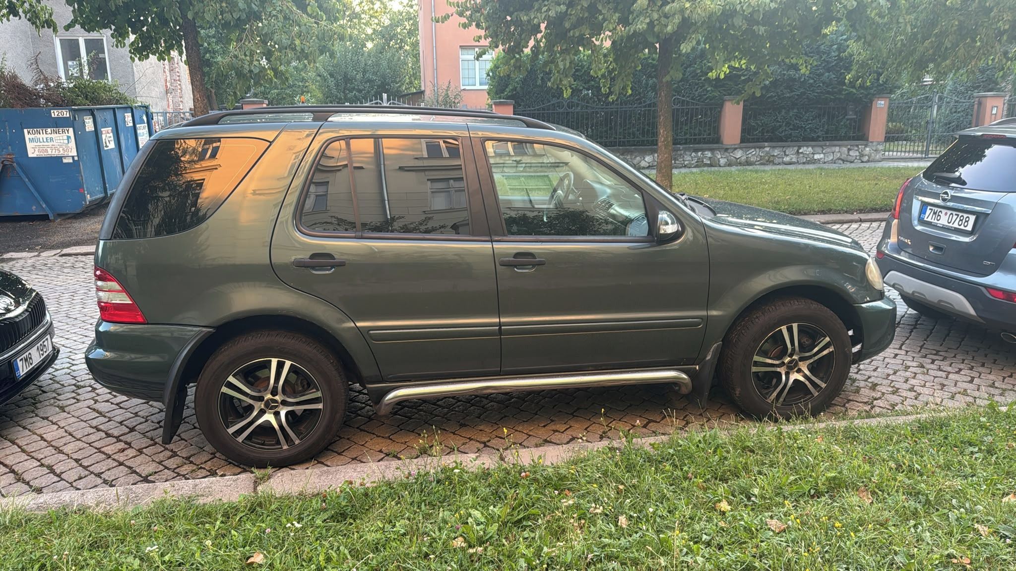 Mercedes-Benz ML, Mercedes-Benz ML 280 - fotka 6