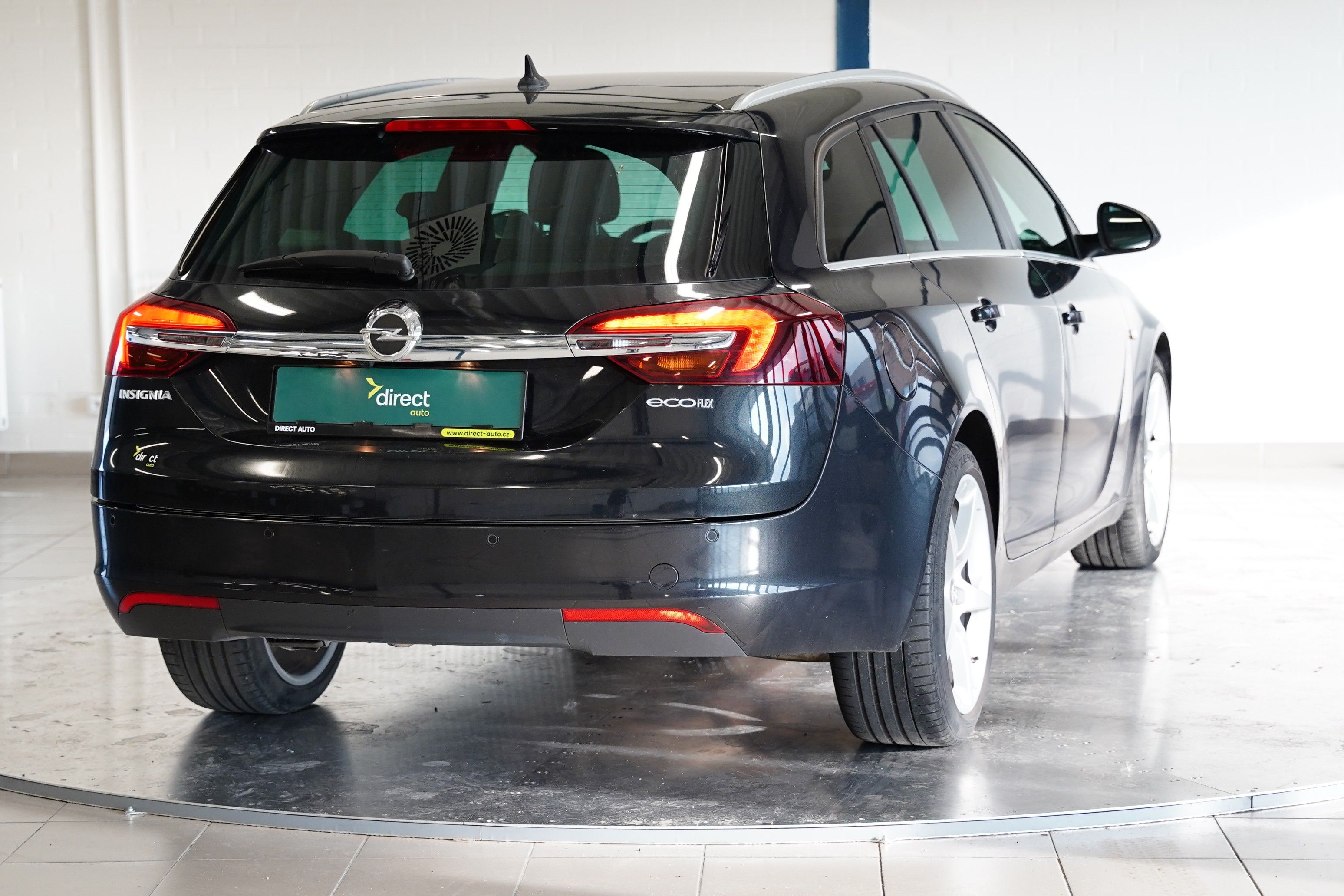 Opel Insignia, 2.0 CDTi 120 kW - fotka 2