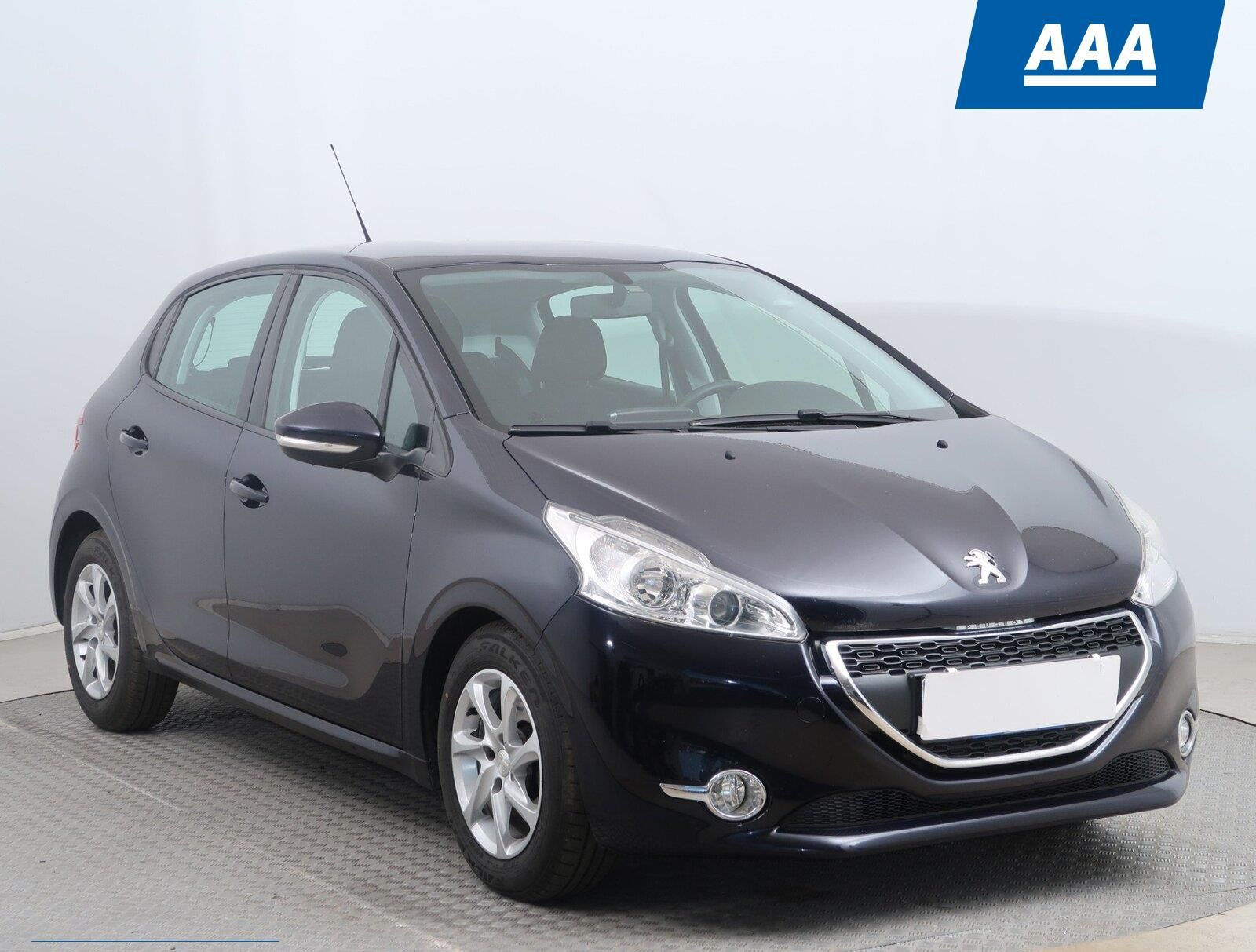 Peugeot 208, 1.4 HDI, ČR,1.maj, Serv.kniha