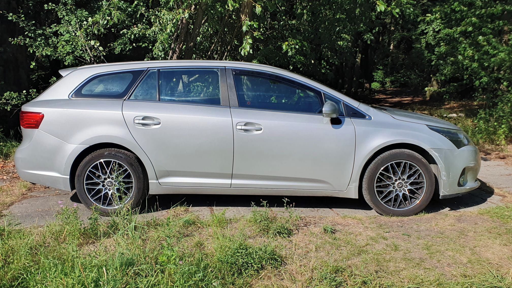 Toyota Avensis, 2 TDI - Servisováno - fotka 6