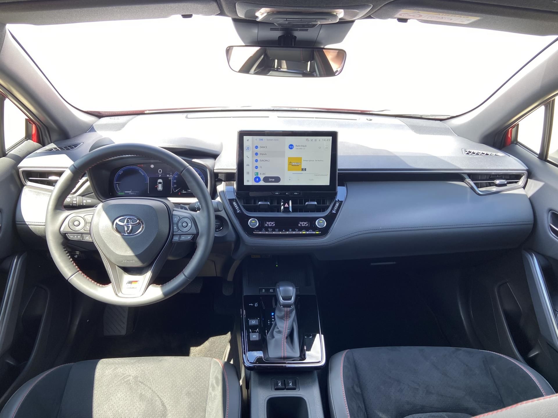 Toyota Corolla Cross, 2.0 HSD e-CVT GR-Sport - fotka 5