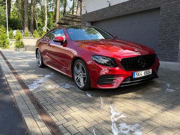 Mercedes E300D coupe
