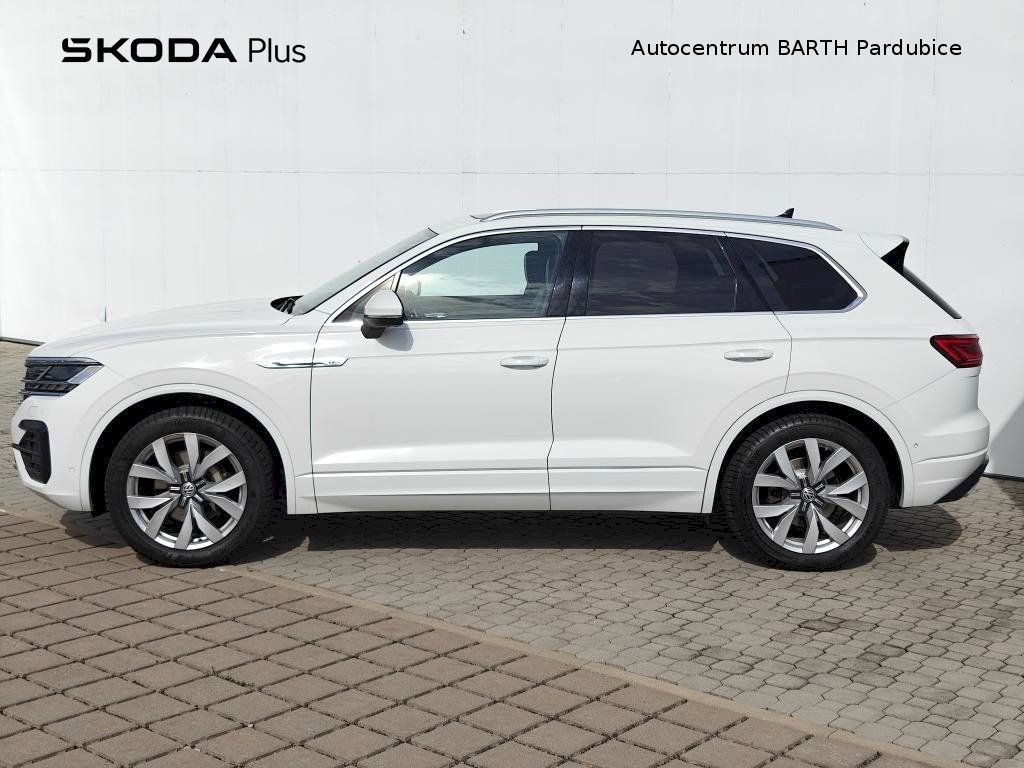 Volkswagen Touareg, V6 3,0 TDI / 210 kW / R-Line / - fotka 3