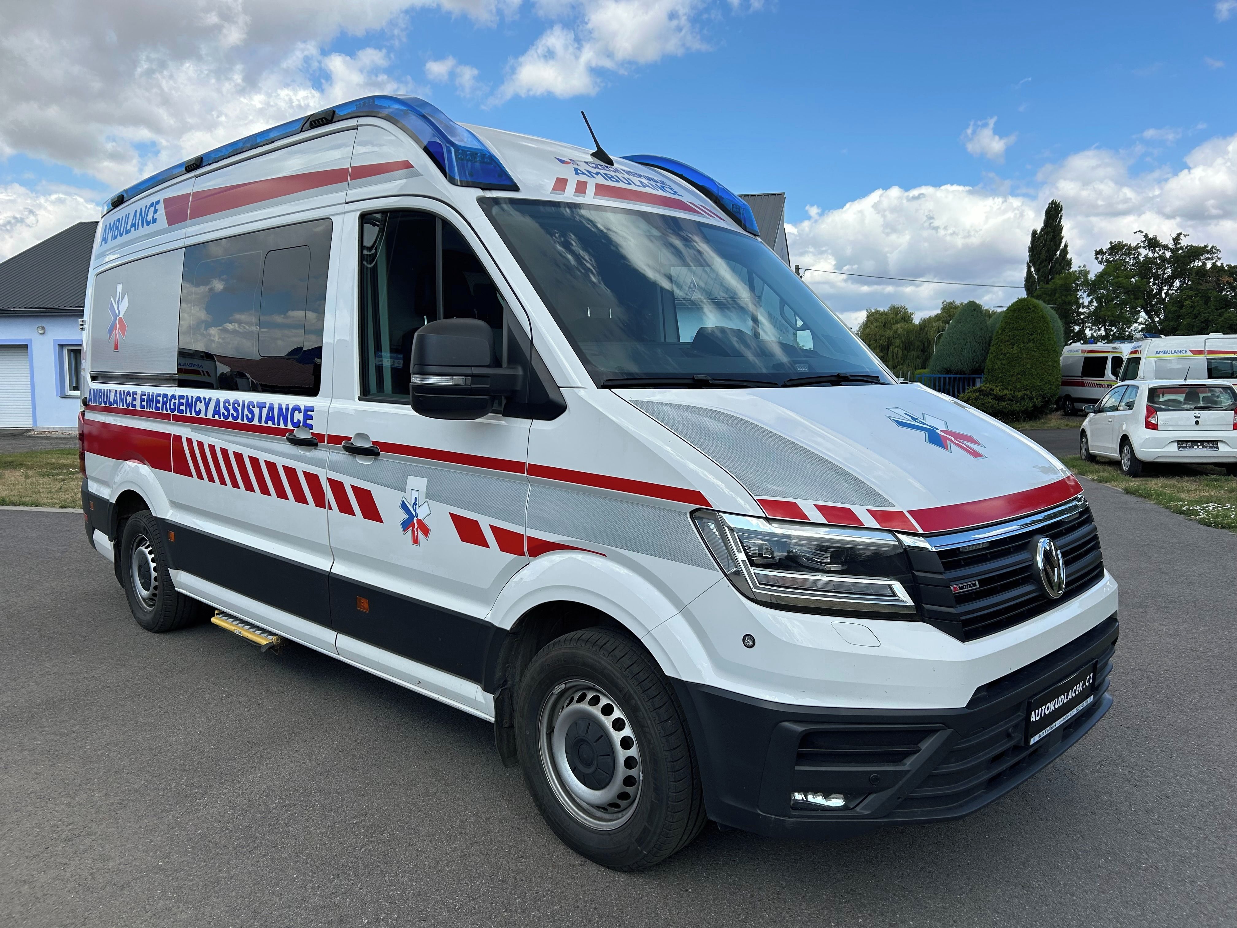 Volkswagen, Crafter 2.0TDI Sanitní vůz 4x4 - fotka 2