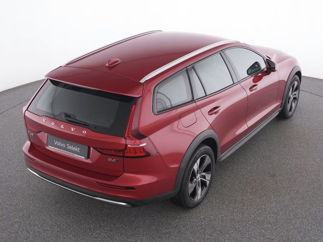 Volvo V60, CROSS COUNTRY B4 AWD PLUS - fotka 5