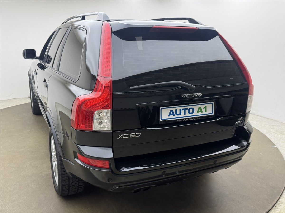 Volvo XC90, 3,2 4X4 7-MÍST KŮŽE SENZORY ČR - fotka 6
