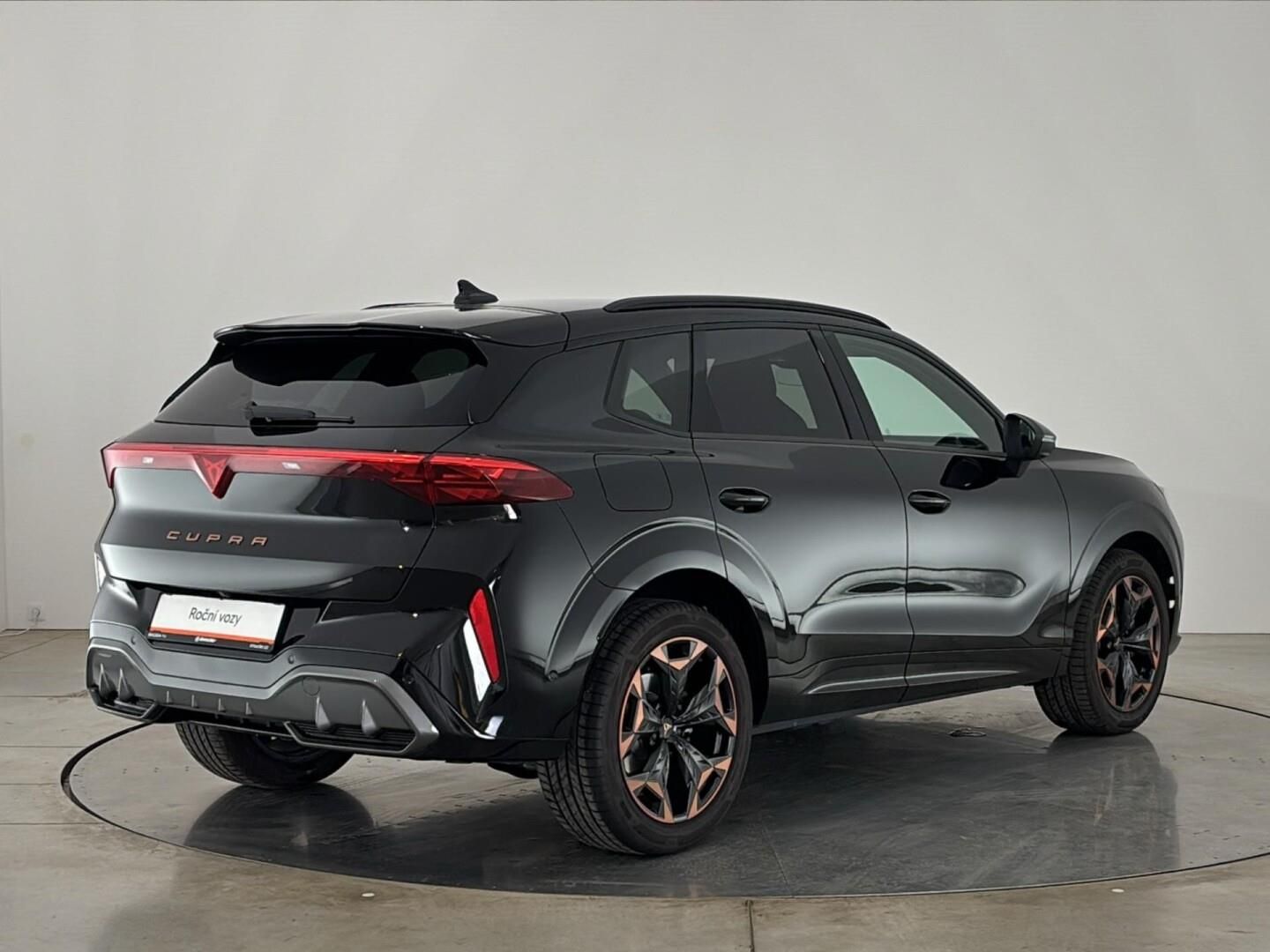 Cupra Terramar, 2.0 TSI / 150 kW 4WD DSG - fotka 2