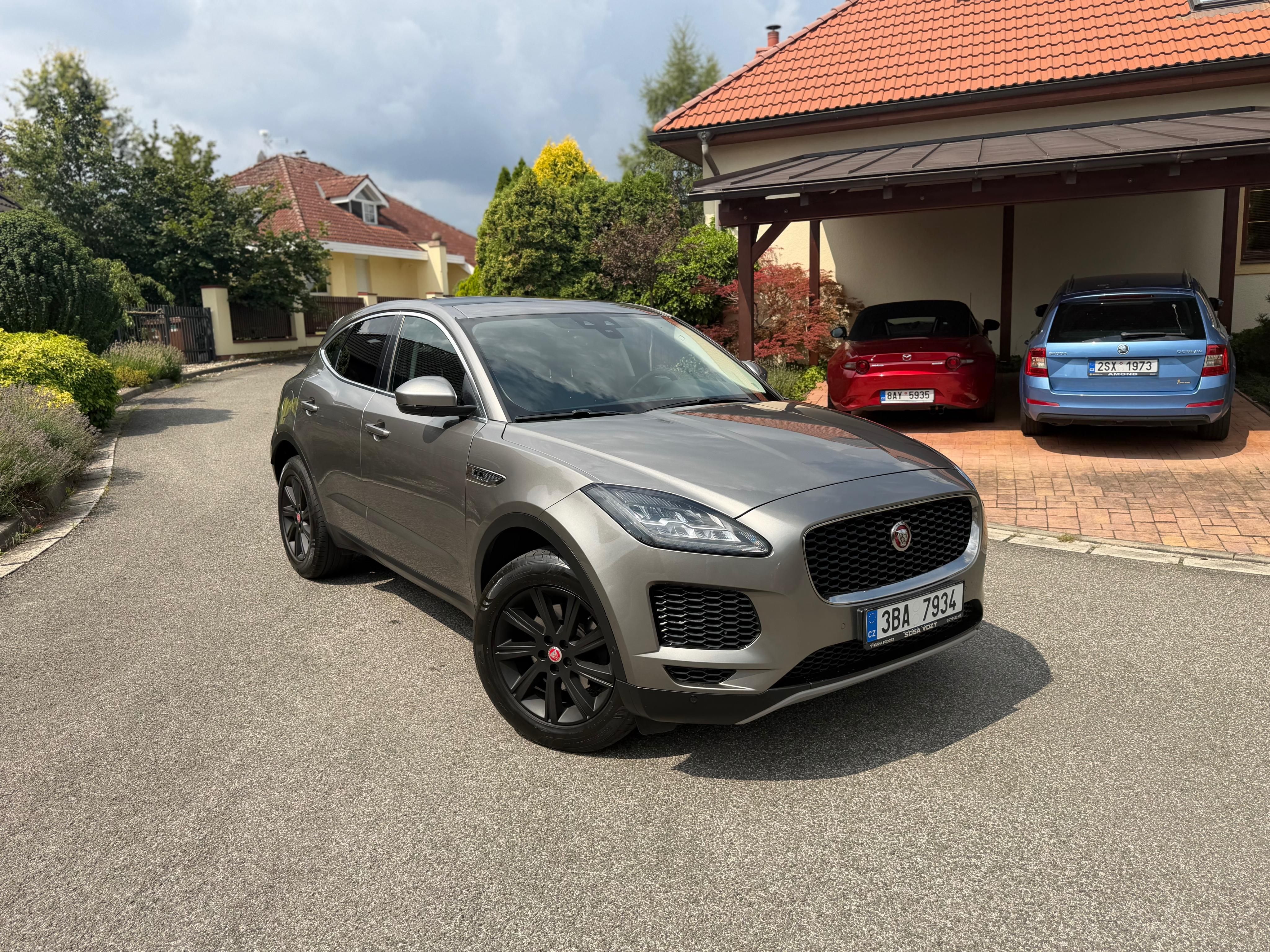 Jaguar E-Pace - fotka 4