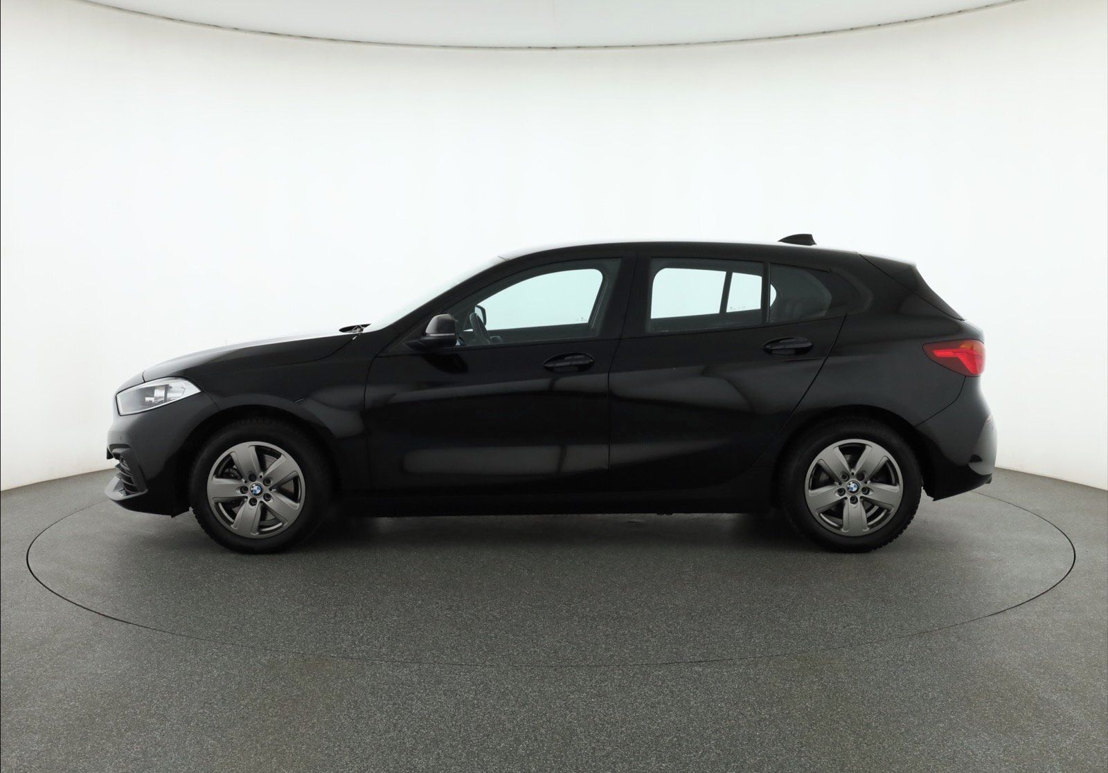 BMW Řada 1, 118i, Advantage, Automat - fotka 3