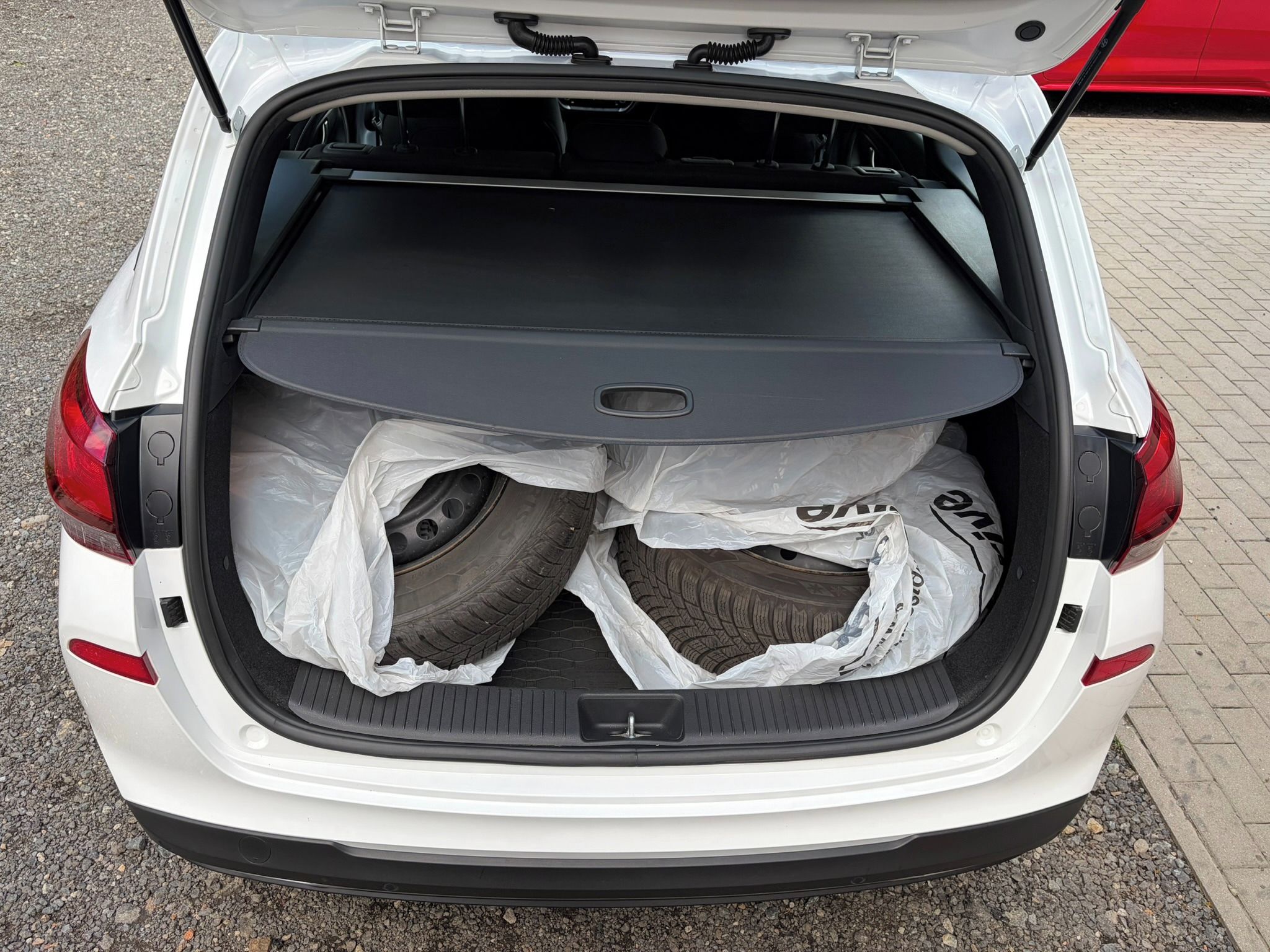 Hyundai i30, 1.6 crdi. 1majitel ČR. 112tkm. - fotka 6