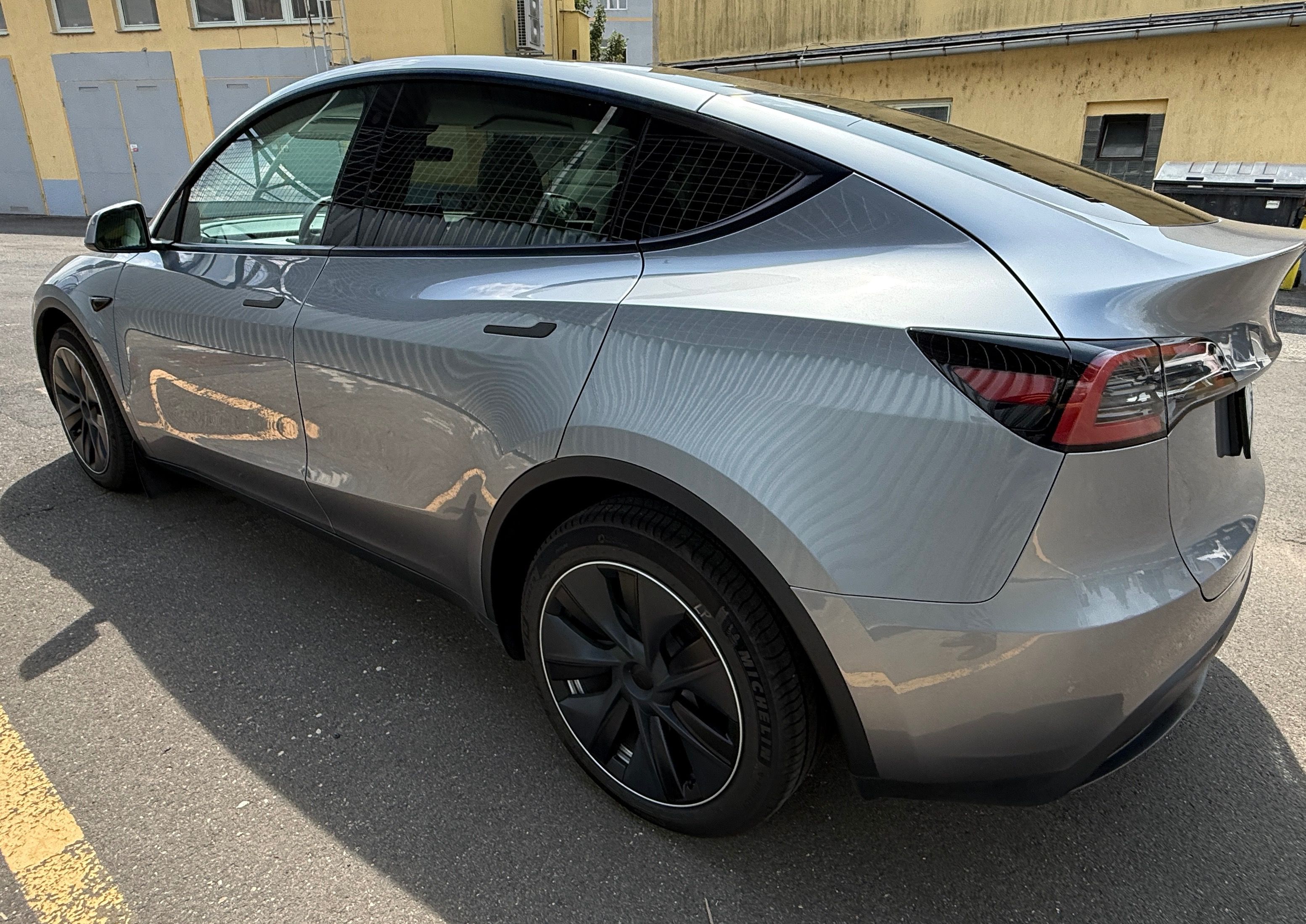 Tesla Model Y, Long Range (výroba Berlín) - fotka 6