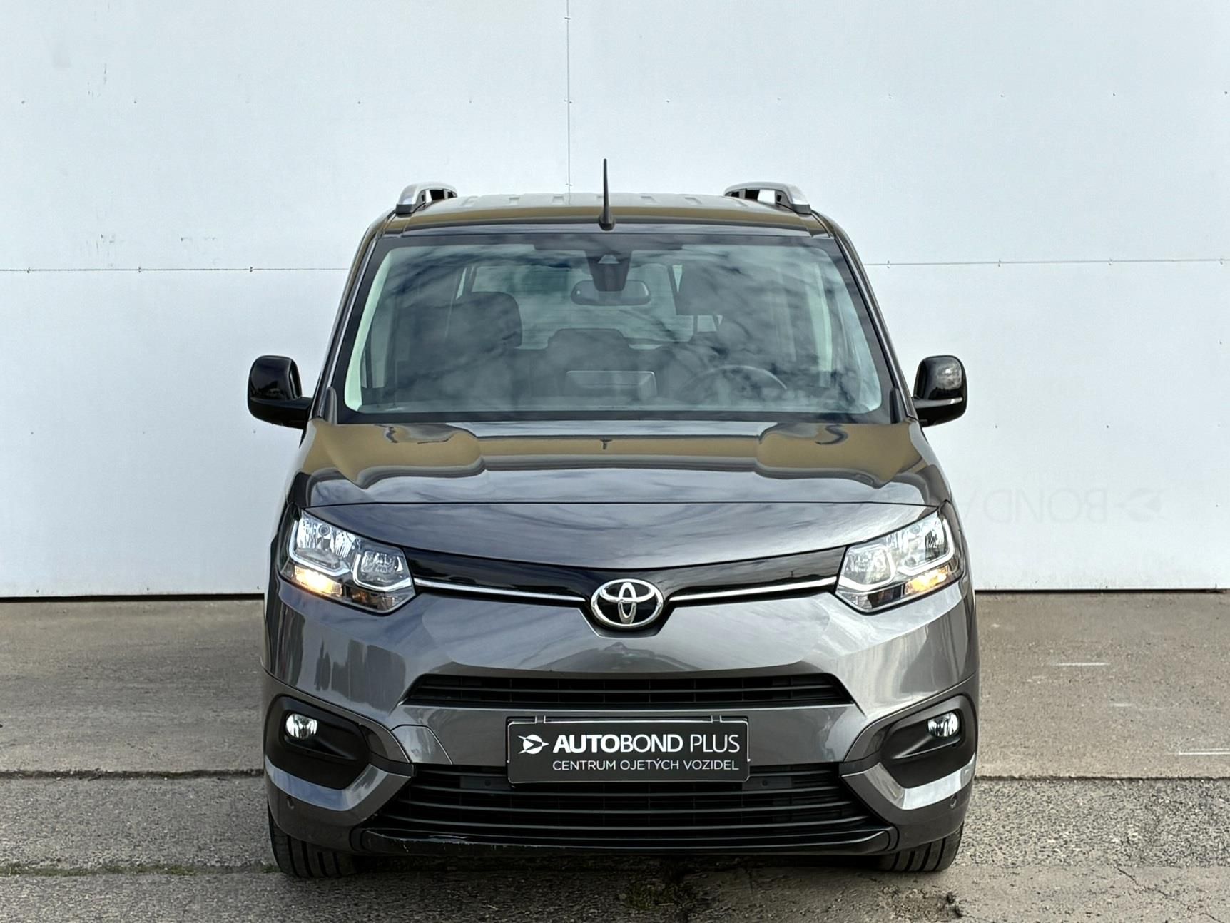 Toyota Proace City, 1.2T 130k L2 Family - fotka 4