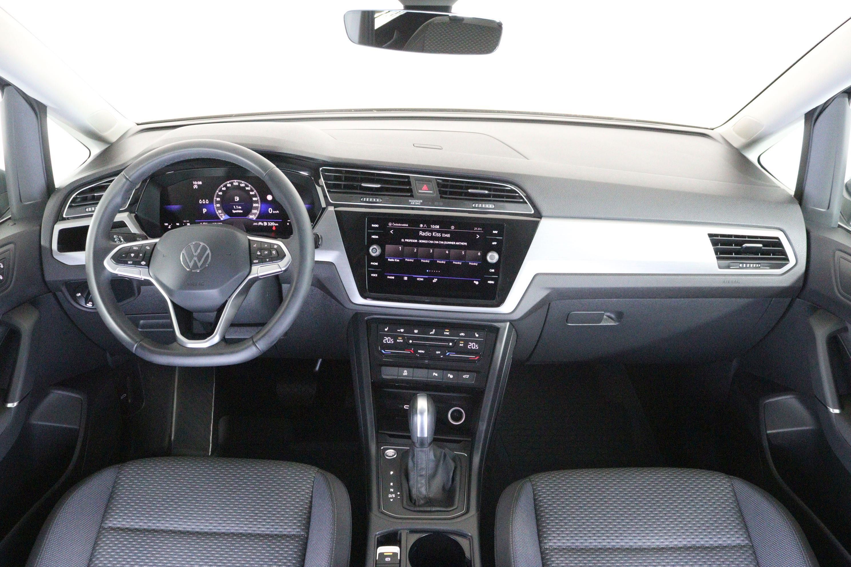 Volkswagen Touran, PEOPLE 1,5 TSI 7DSG/ TAŽNÉ Z., - fotka 5
