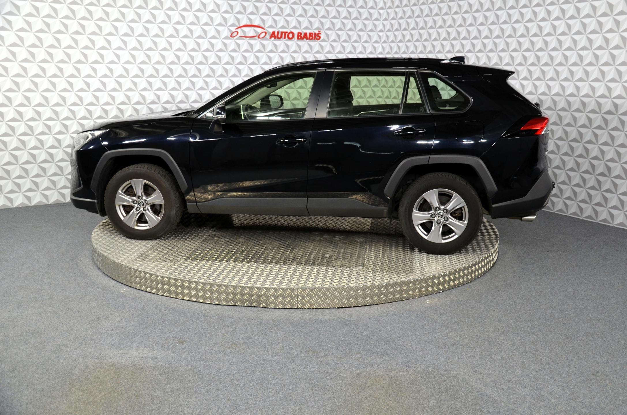 Toyota Rav4, 2.5 Hybrid Comfort 4WD e-CVT - fotka 6
