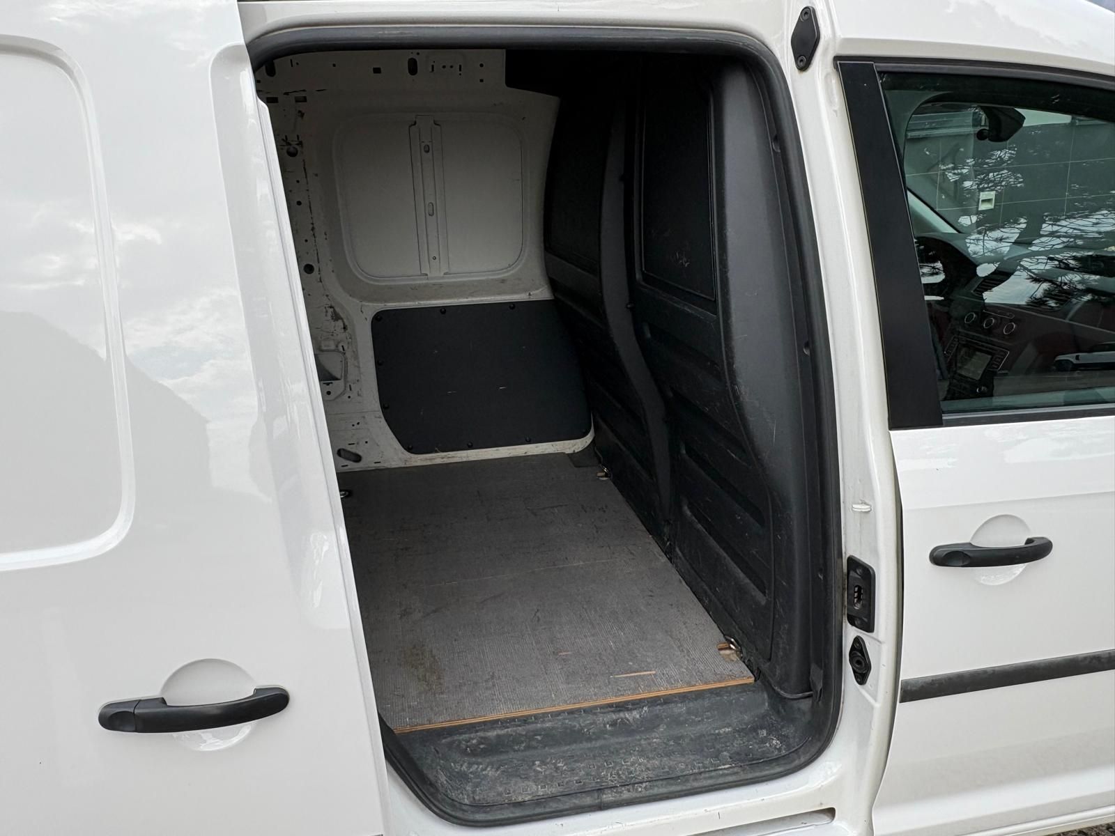 Volkswagen Caddy, Maxi 1.4 TSI 92 kW ČR, DPH - fotka 6