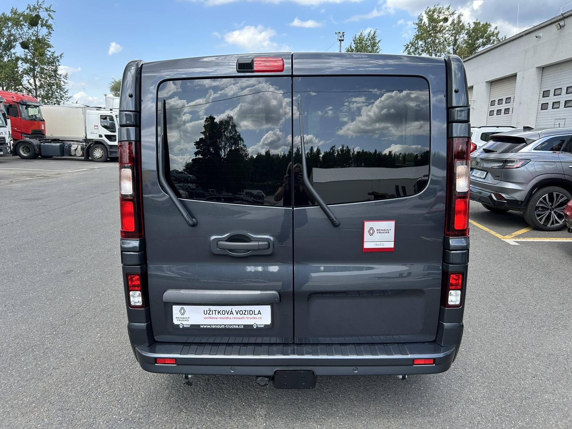 Renault Trafic, COMBI L2H1 170k AT9 RED 8 MÍST - fotka 5