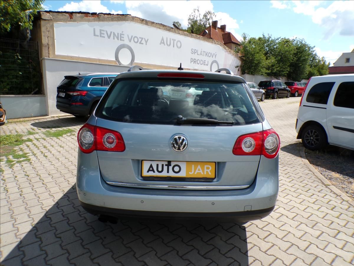 Volkswagen Passat, 2,0 FSI - fotka 6