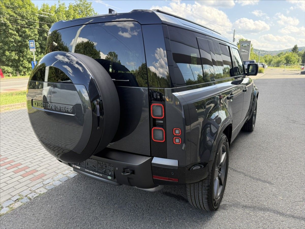 Land Rover Defender, 3,0 X-DYNAMIC SE D250 - fotka 6