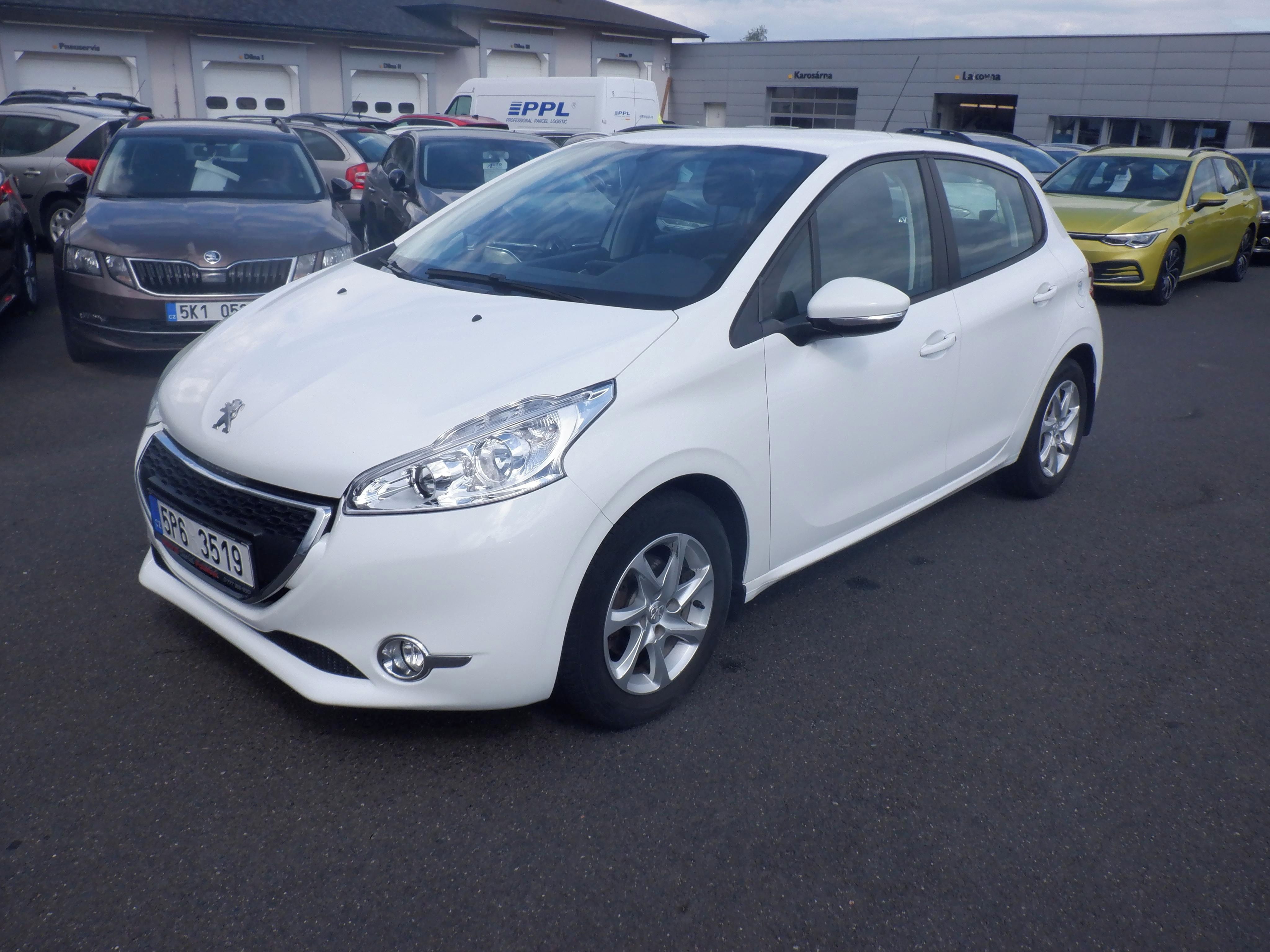 Peugeot 208, 1.0 VTi 50kW,ČR