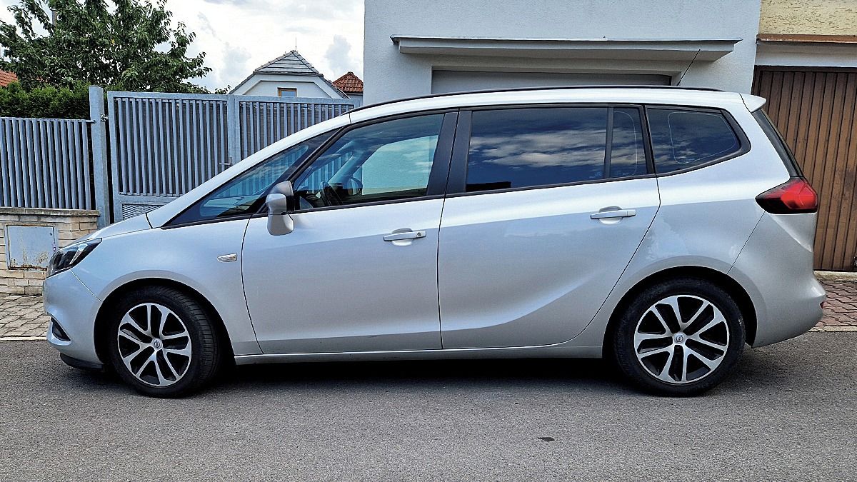 Opel Zafira, 2.0 CDTI, 125 KW, r.2019, CZ - fotka 2