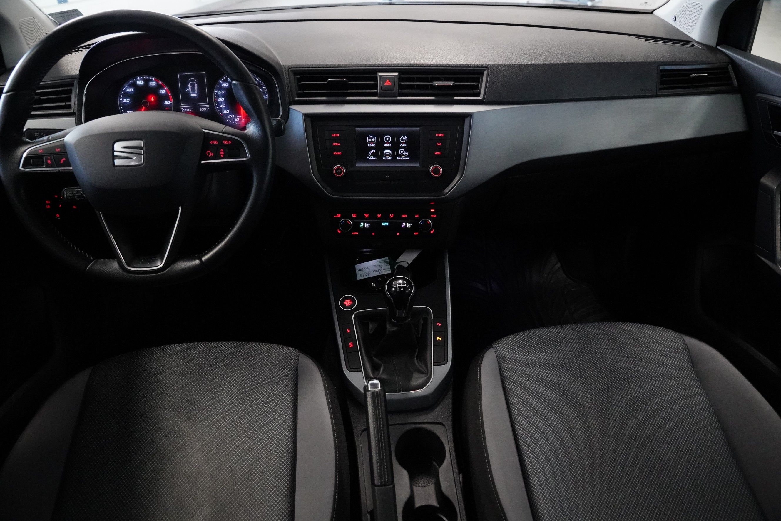 Seat Arona, 1.0 TSI 70 kW Style - fotka 5