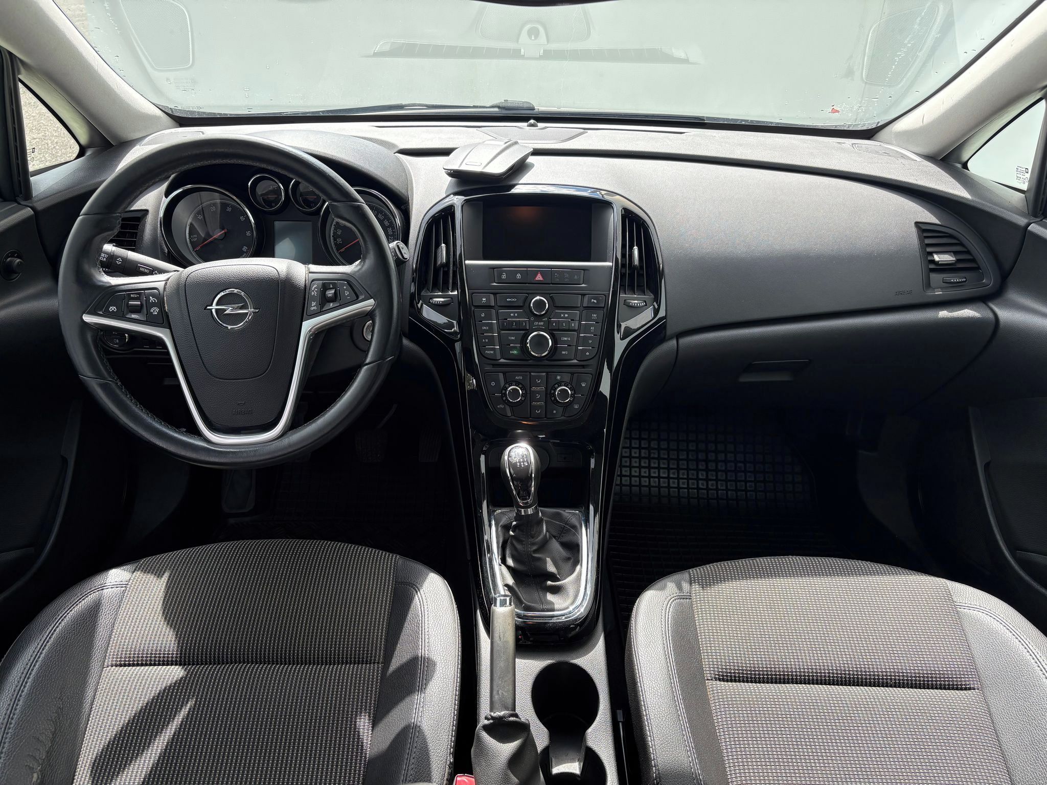 Opel Astra, 1,6, 81kW Sports Tourer, Tažné - fotka 5