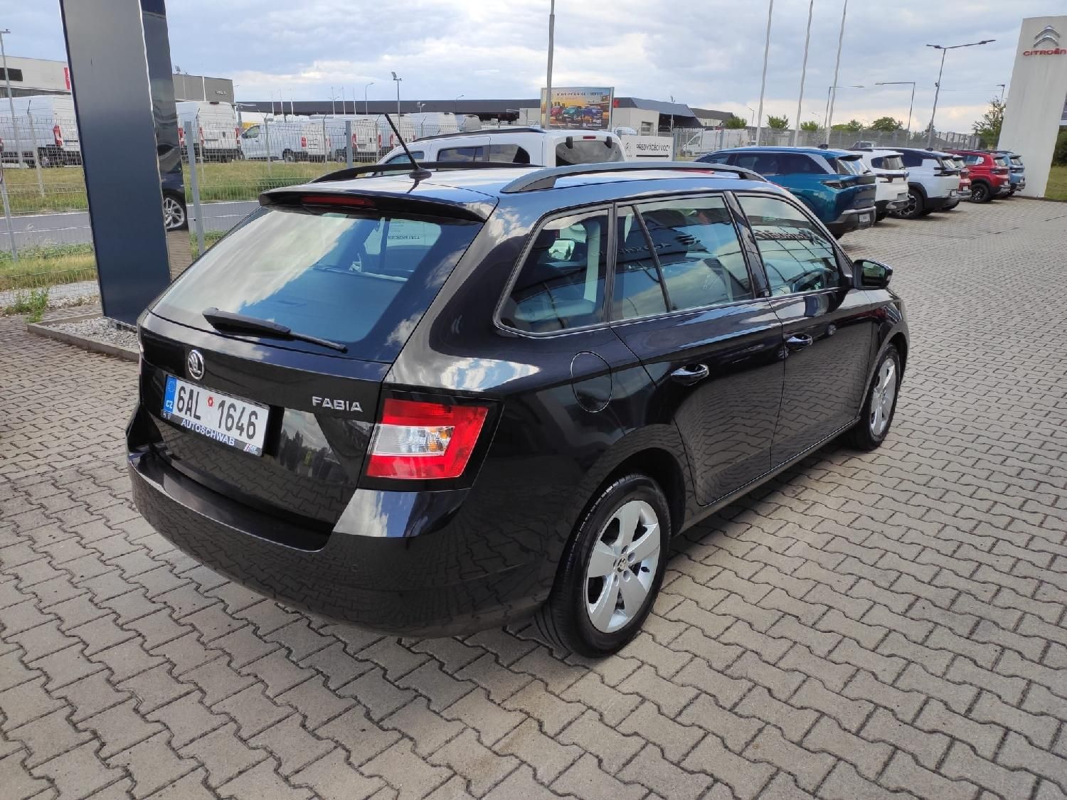 Škoda Fabia, Combi 1.0TSI 95k MAN6 nové CZ - fotka 4