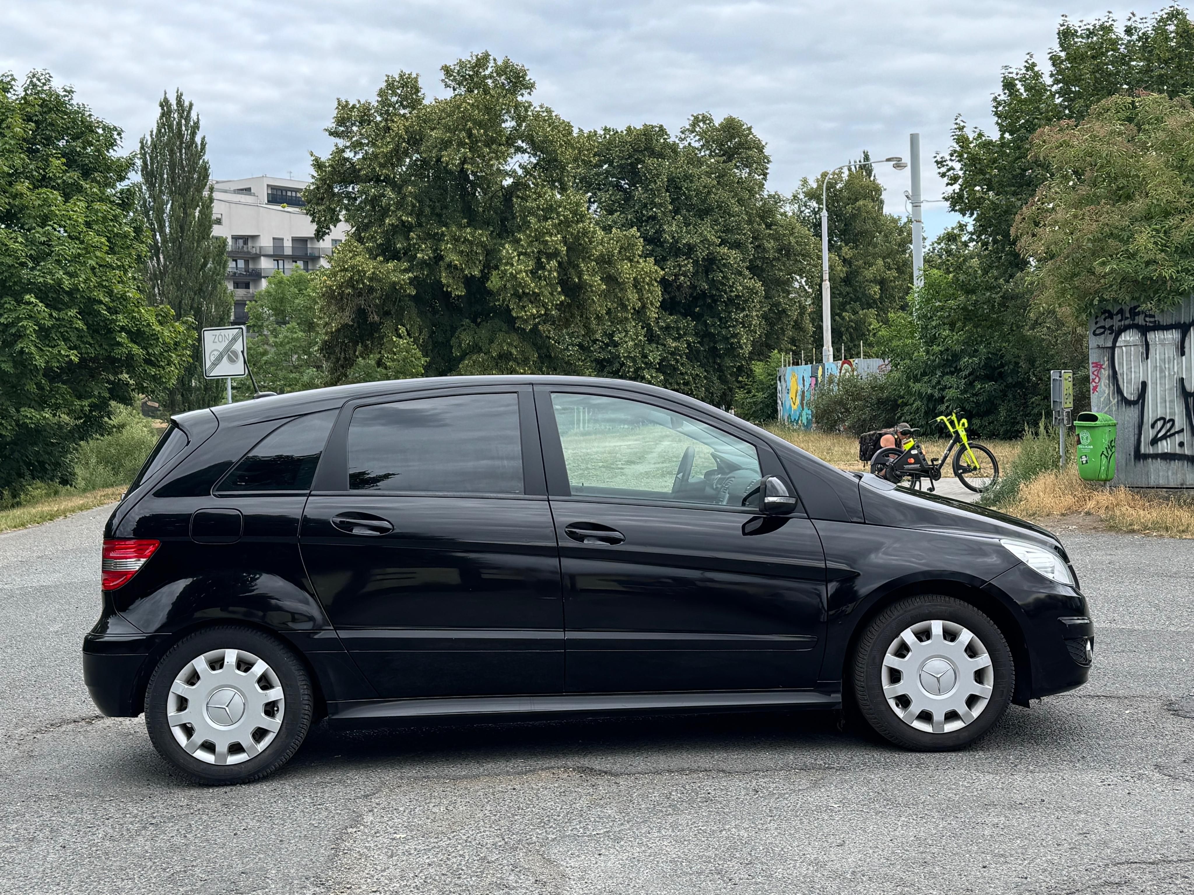 Mercedes-Benz Třídy B, B180 W245 klimatizace - fotka 4