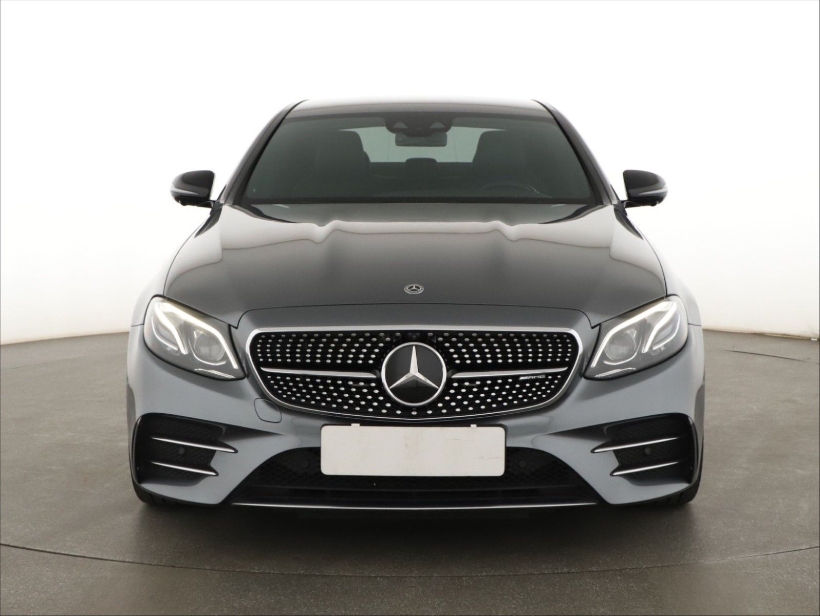 Mercedes-Benz Třídy E, 53 AMG 4MATIC+, 4X4, Automat - fotka 2