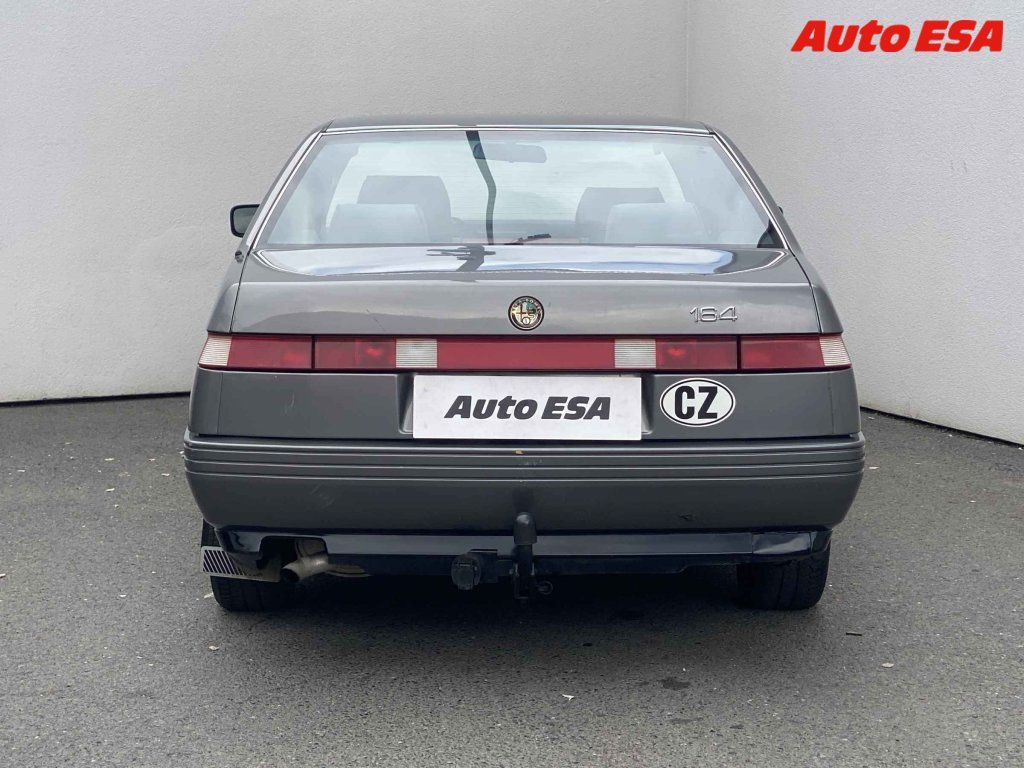 Alfa Romeo 164, 3.0v6,2.maj - fotka 5