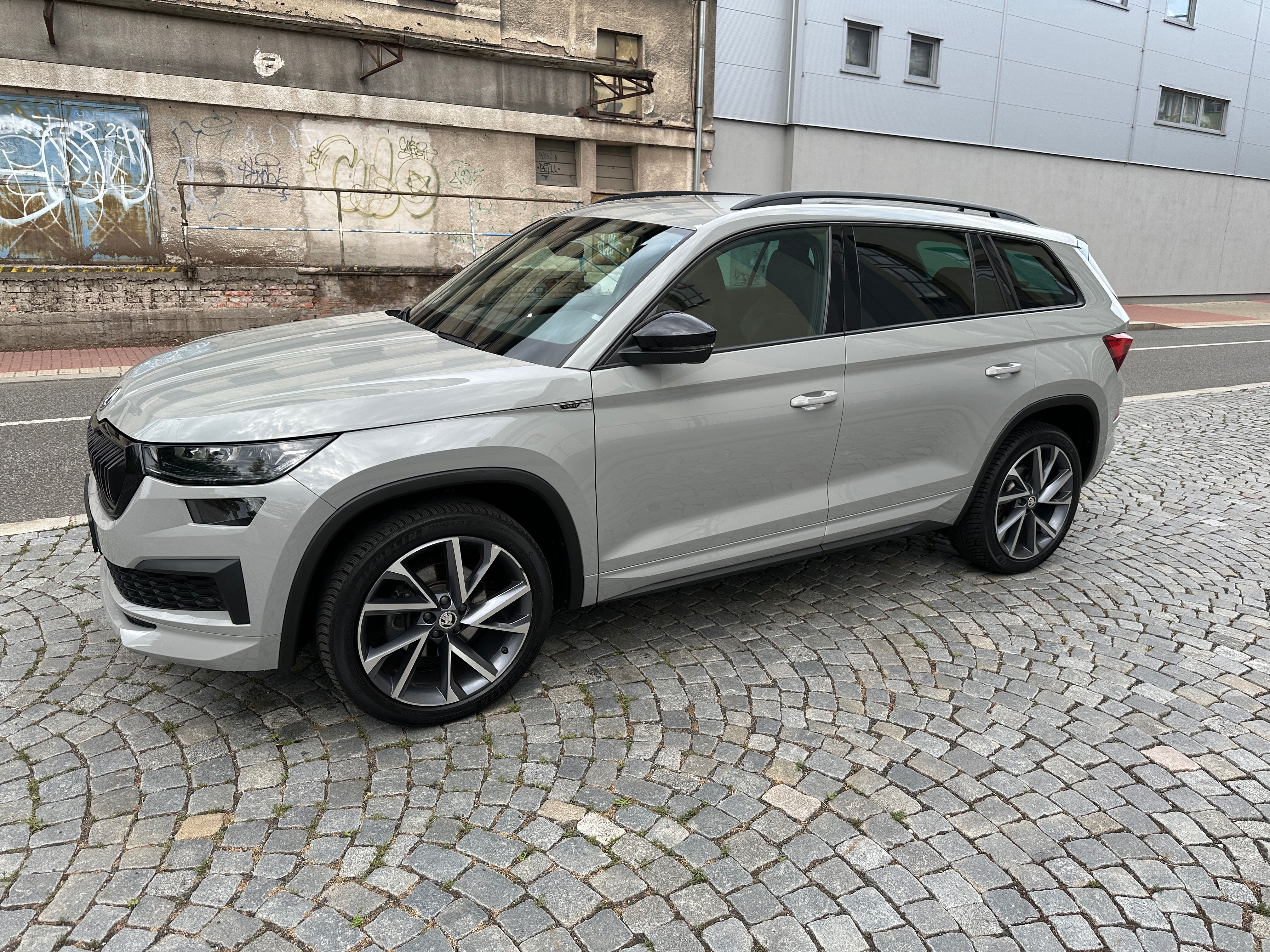 Škoda Kodiaq, 1,5 TSI Sportline / facelift - fotka 4