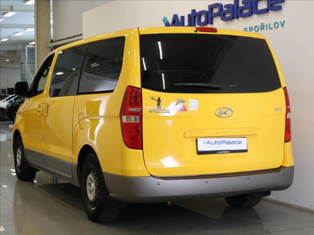 Hyundai H 1, 2,5 CRDi MT Tour 8-míst ČR - fotka 3
