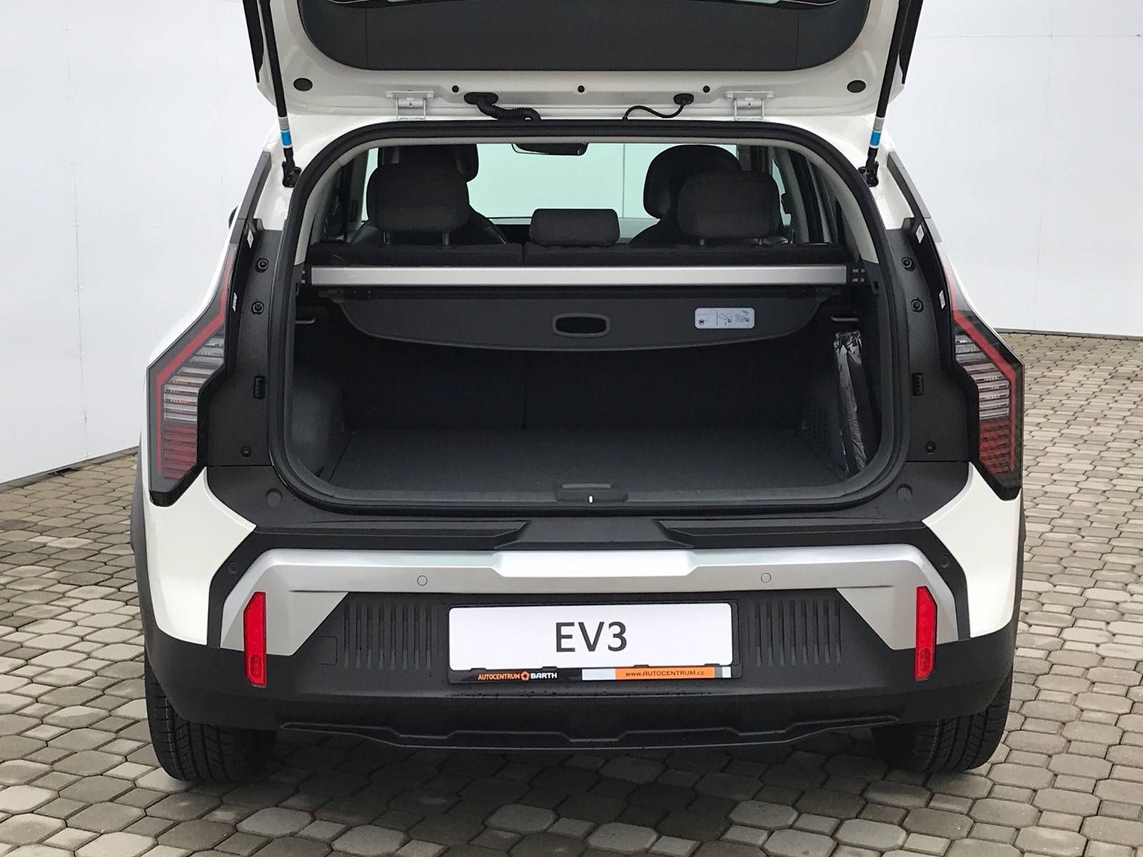 Kia EV3, AIR 58 kWh - fotka 4