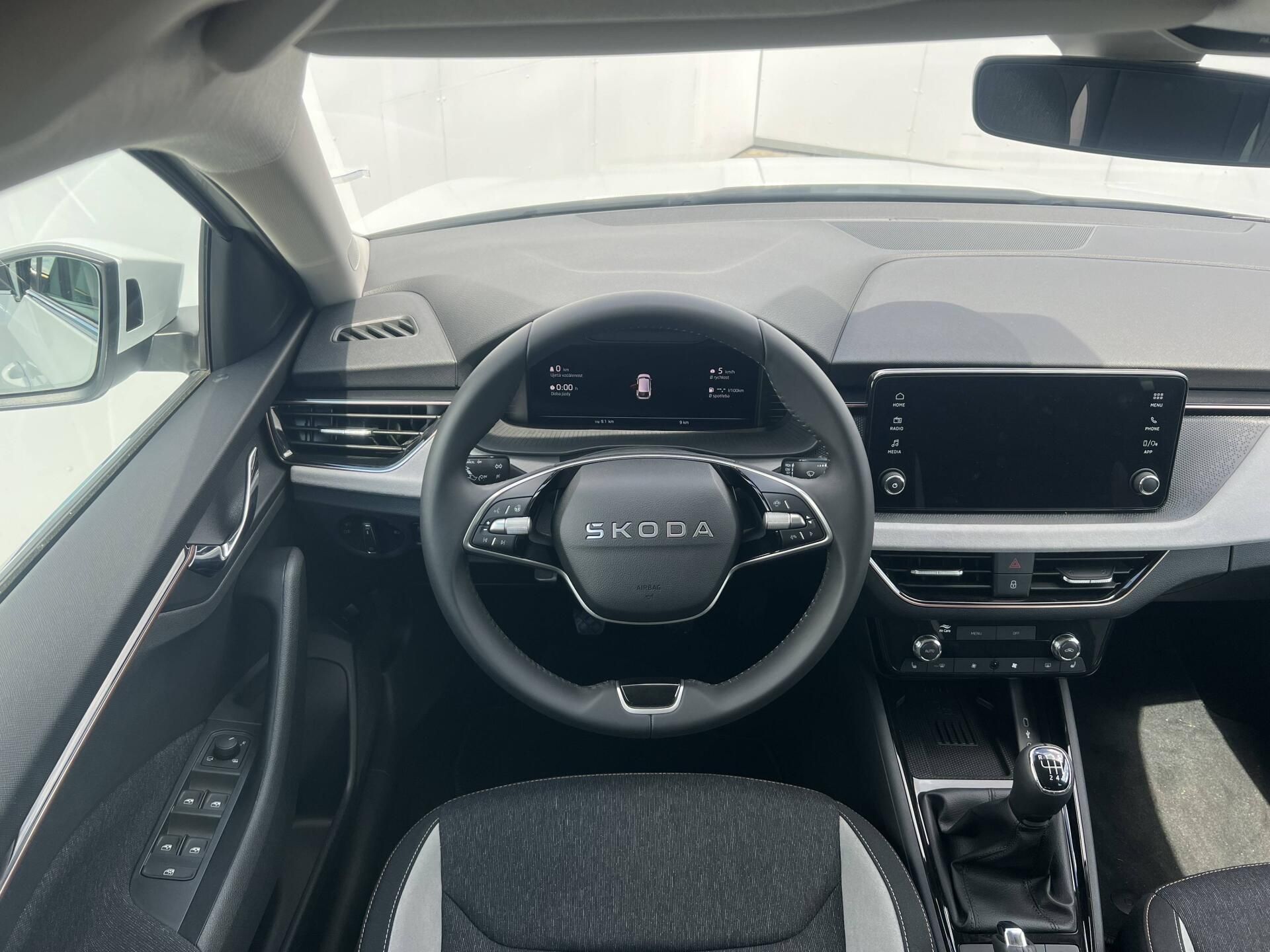 Škoda Scala, 130 let Premium 6MP 1,0TSI - fotka 4