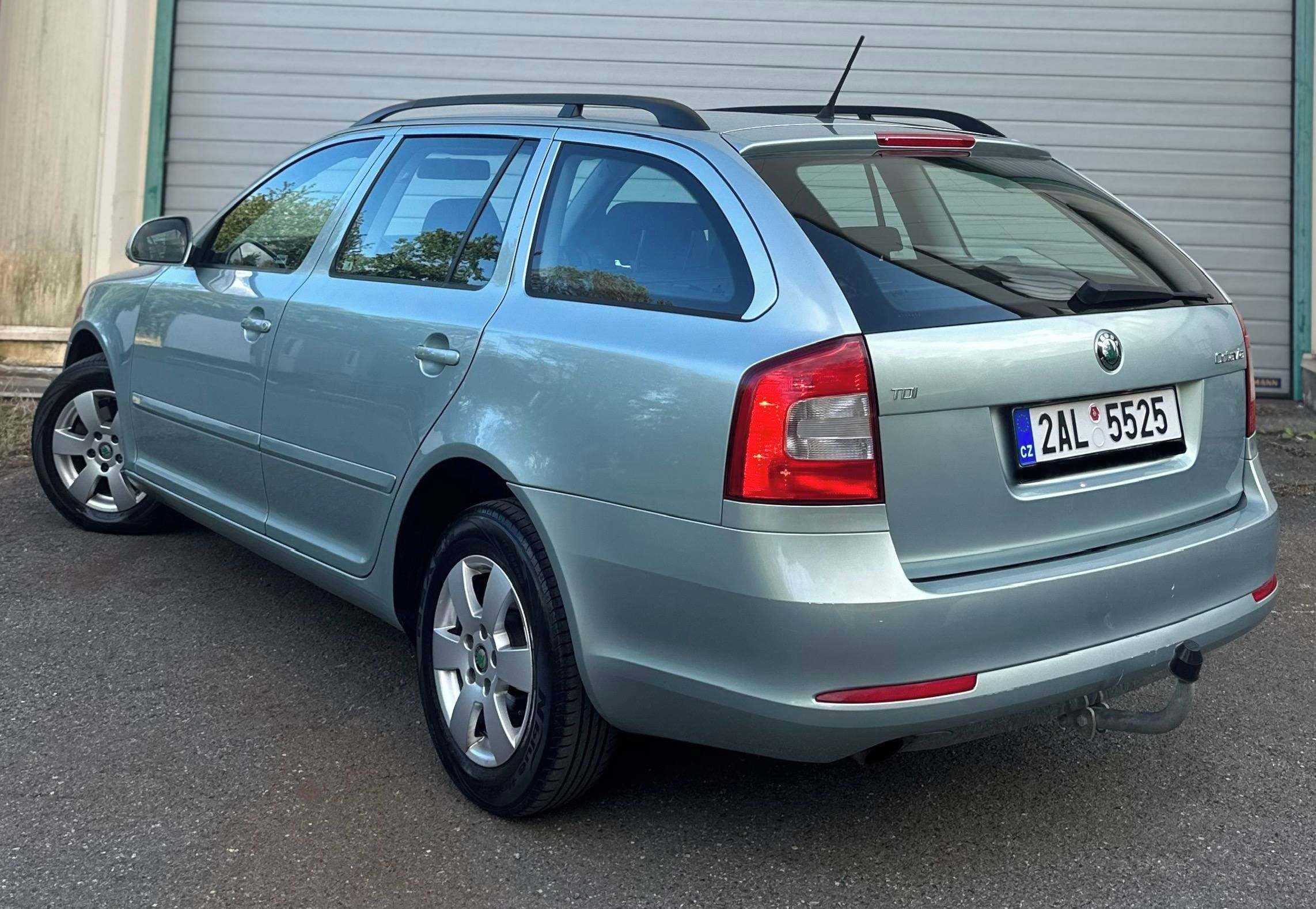 Škoda Octavia, 1.6 TDI 2011 77KW AMBITION CZ - fotka 6