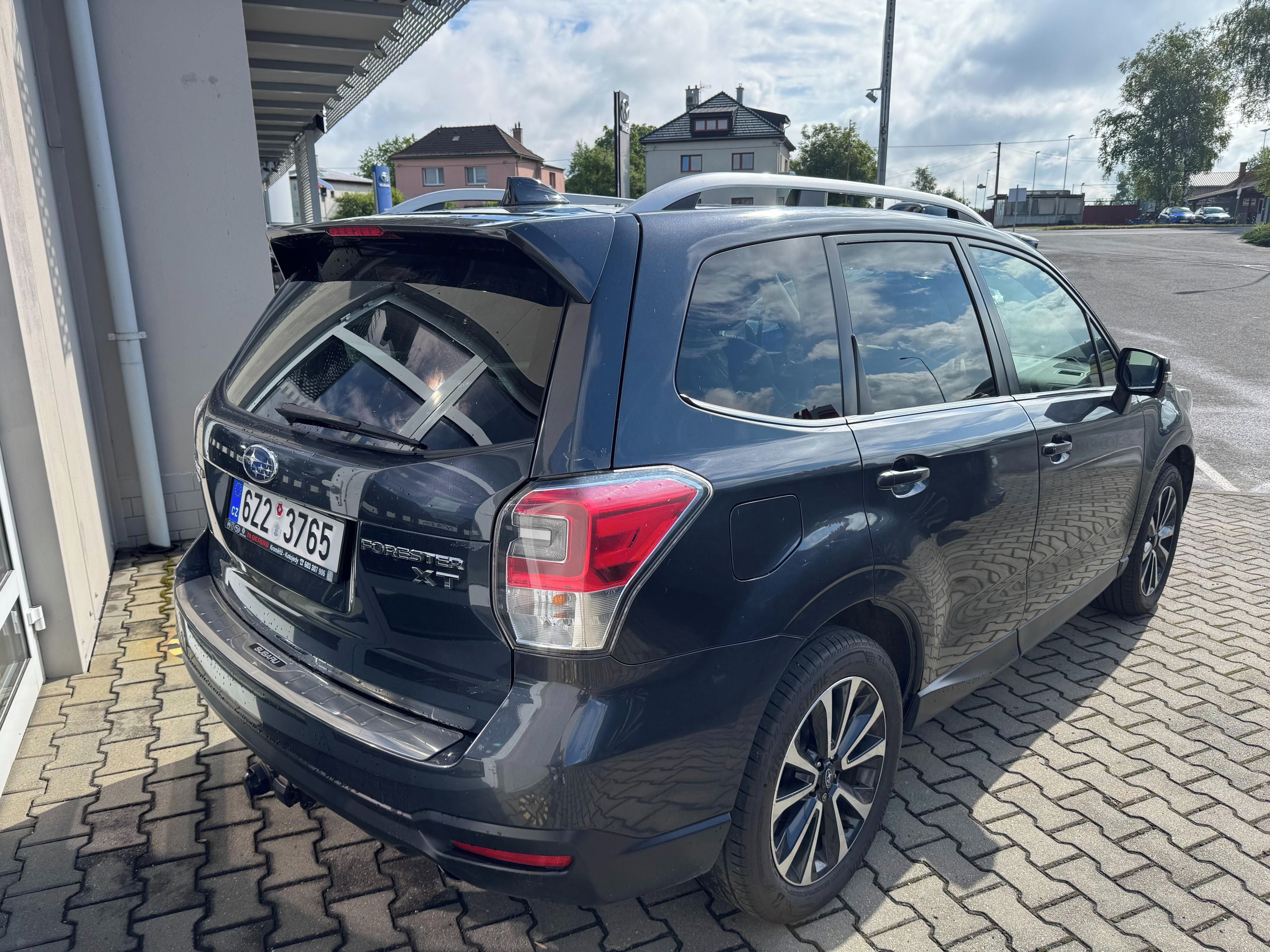 Subaru Forester, 2.0XT 177kW Executive, 1. maj. - fotka 3