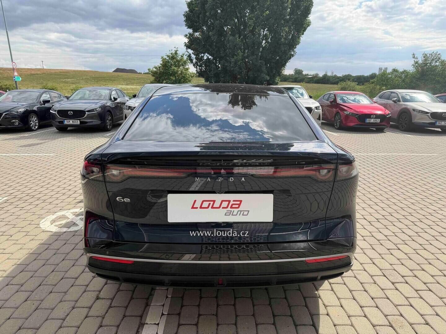 Mazda 6e, Takumi Plus 5 HB  EV 245ps LR - fotka 6