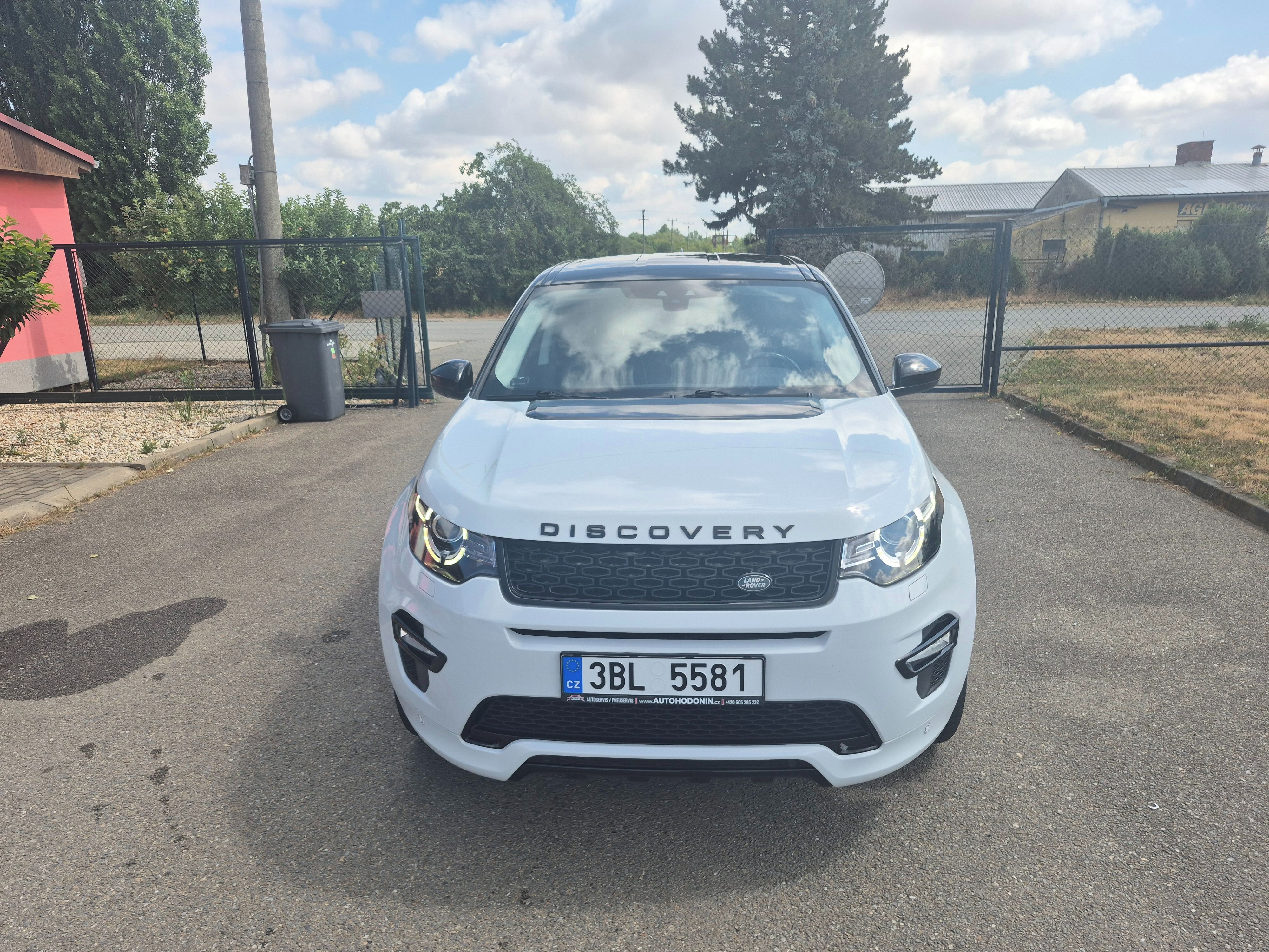 Land Rover Discovery, 2,0Td4, 110kW, Automat, 4x4 - fotka 2