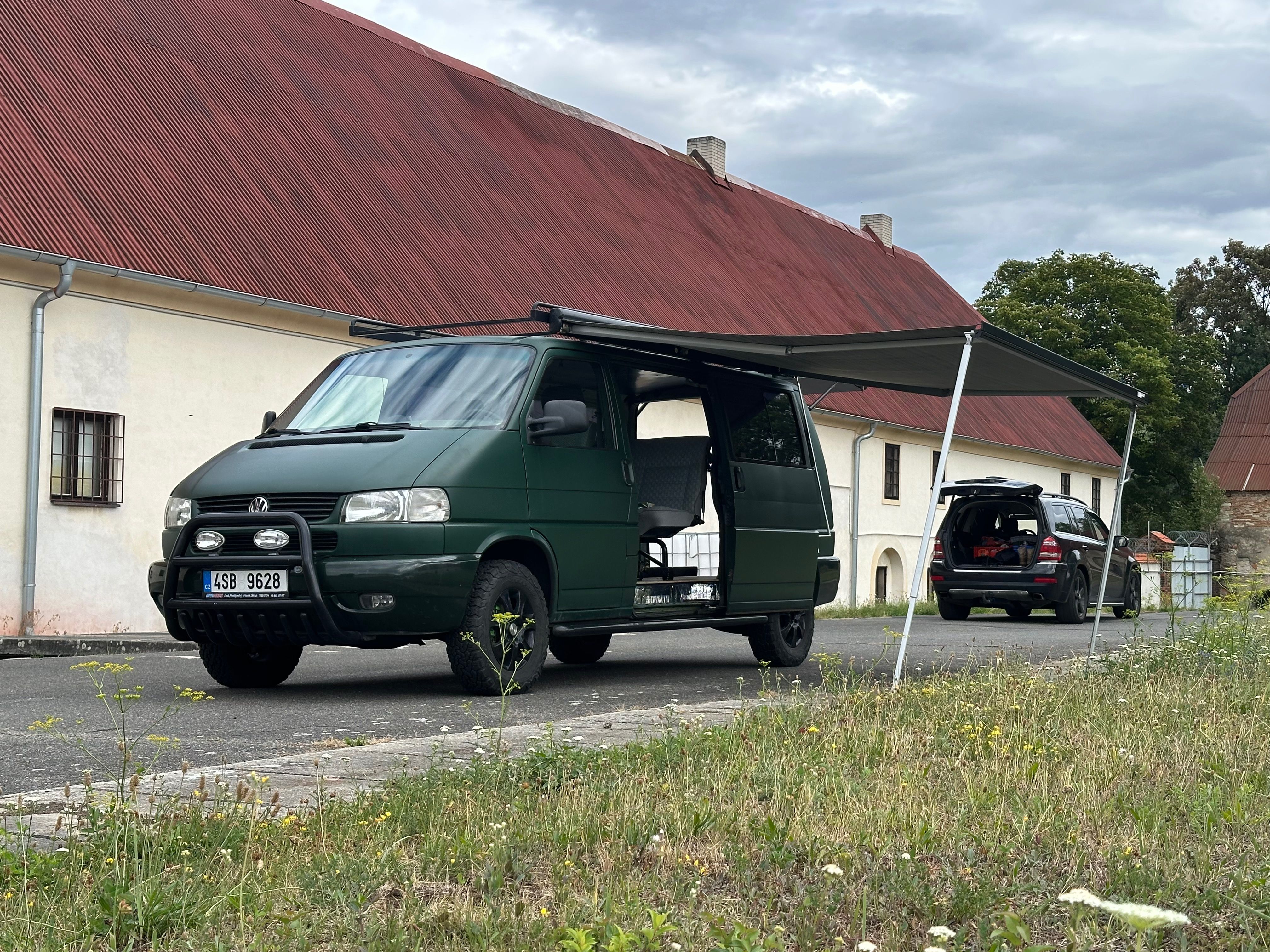 Volkswagen Caravelle, Long 2,5 benzin, 4x4, EXKLUZIV