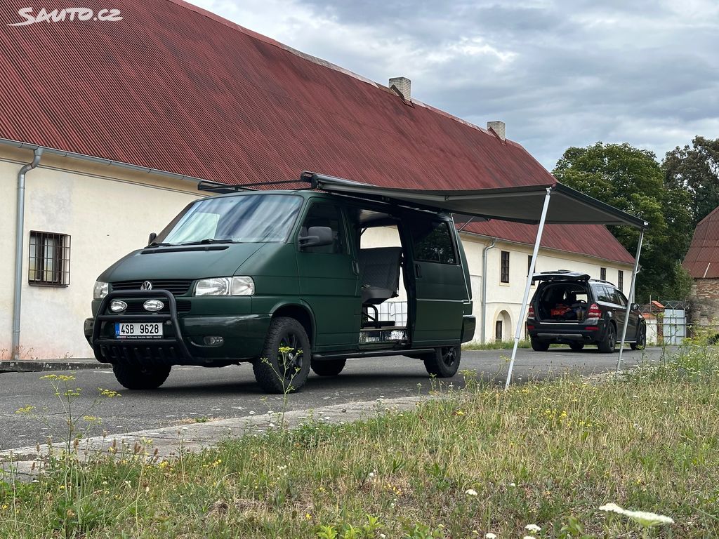Volkswagen Caravelle, Long 2,5 benzin, 4x4, EXKLUZIV