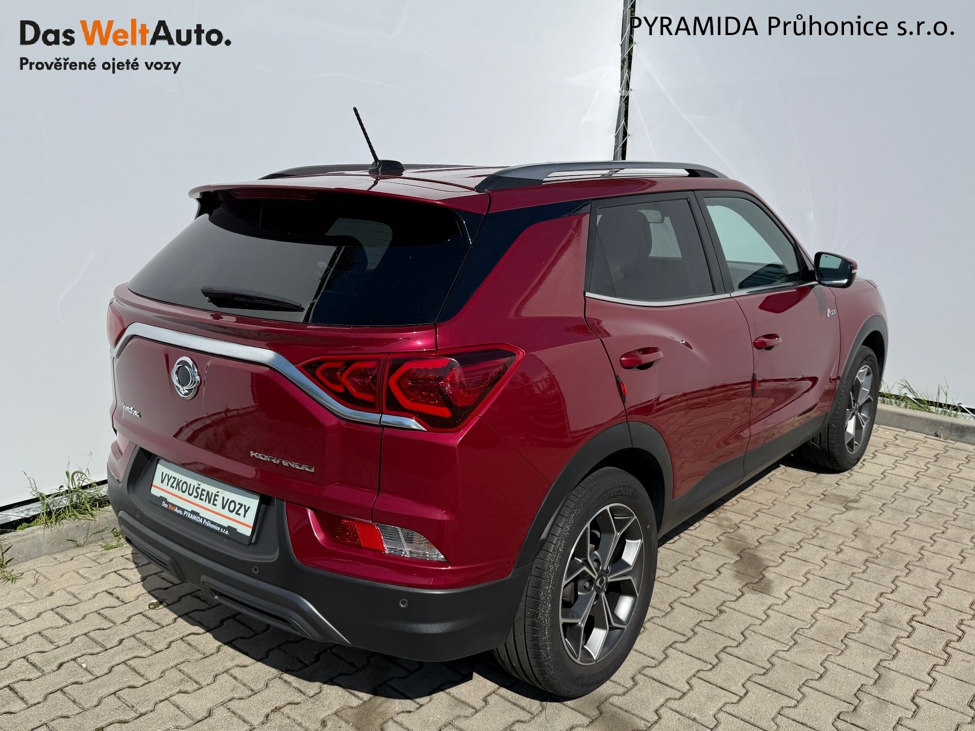 SsangYong Korando, 1.5 T-GDi 120 kW Smart - fotka 2
