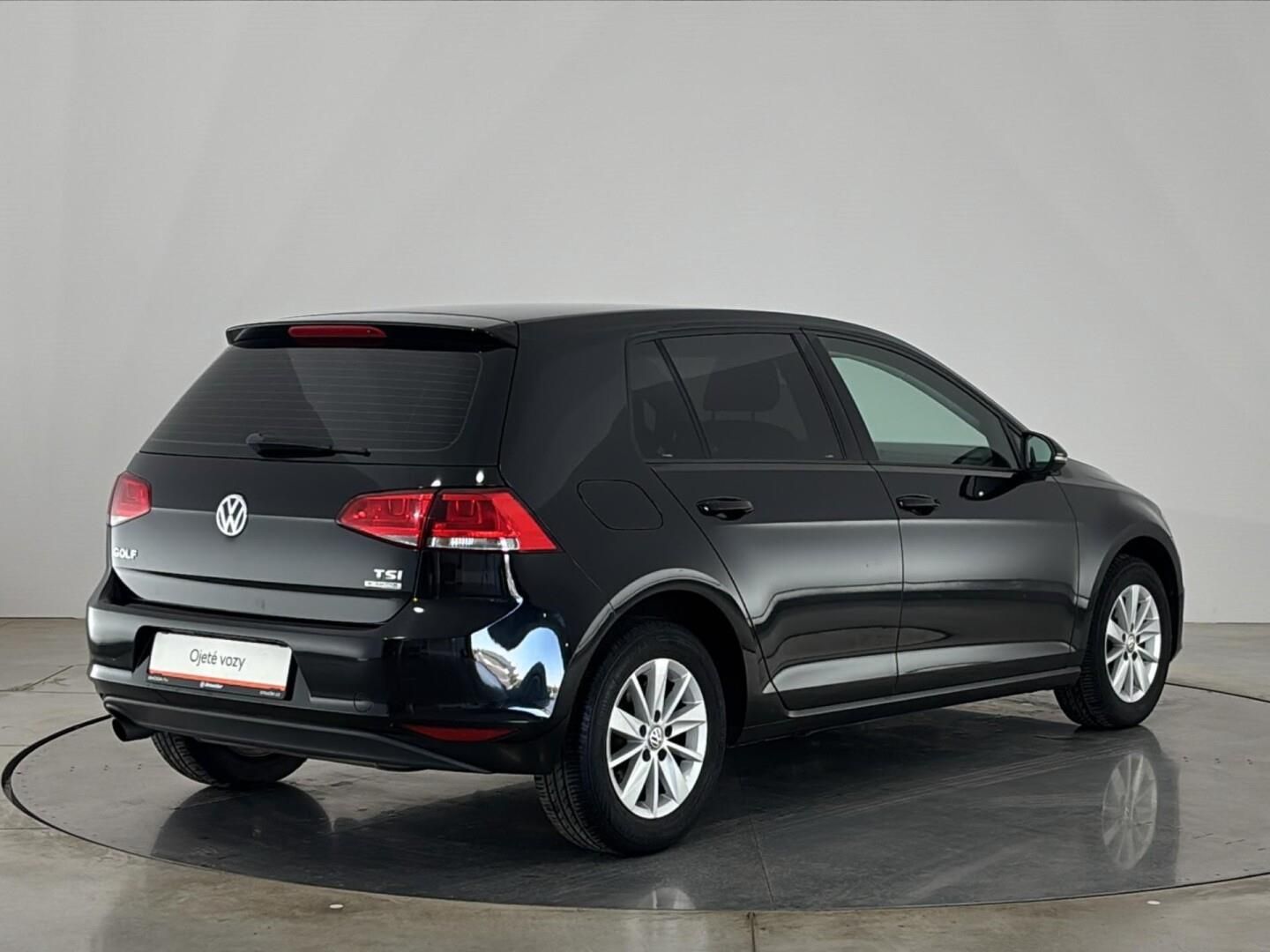 Volkswagen Golf, 1.2 TSI / 77 kW Comfortline - fotka 2