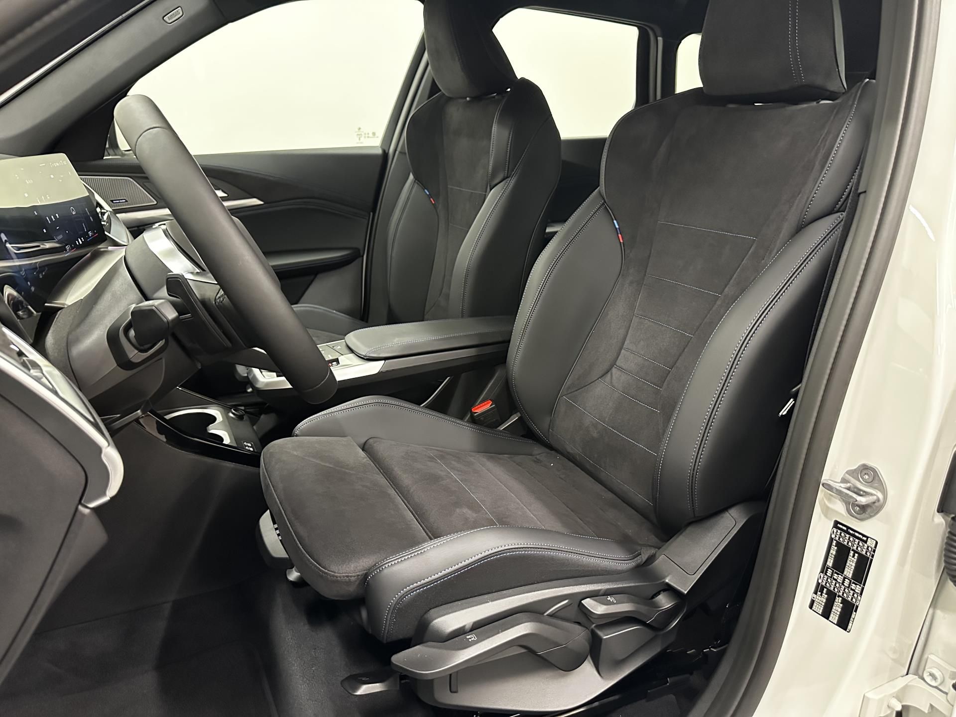 BMW X1, X1 sDrive 18i - fotka 6