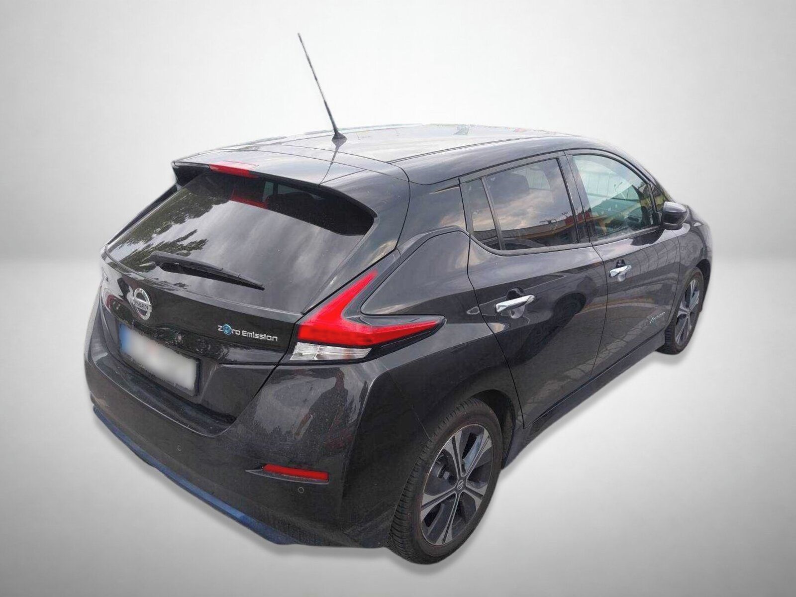 Nissan LEAF, 40 kWh, Automat, Navi - fotka 2